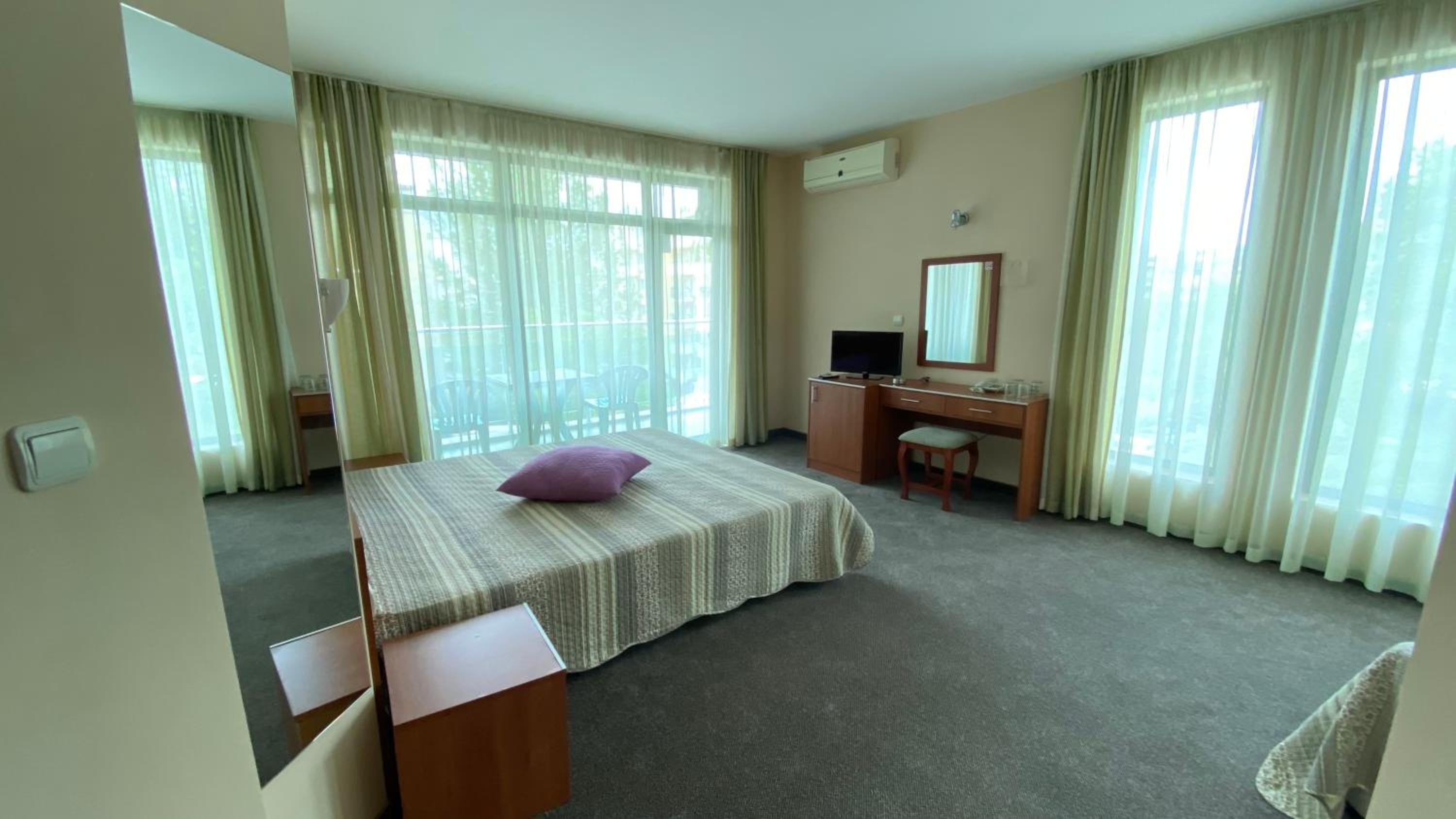 Triple Room photo 2