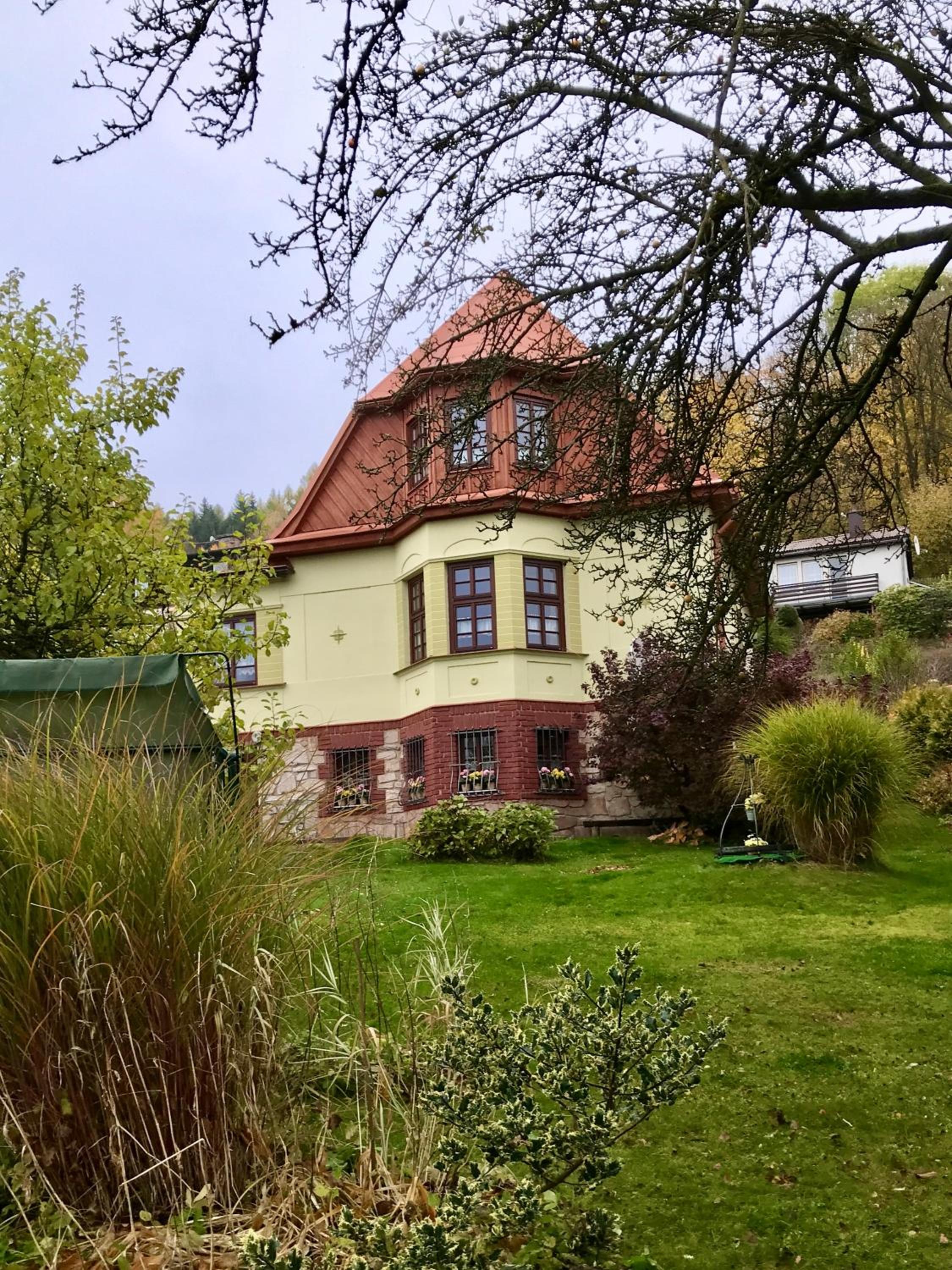 Three-Bedroom Villa photo 2