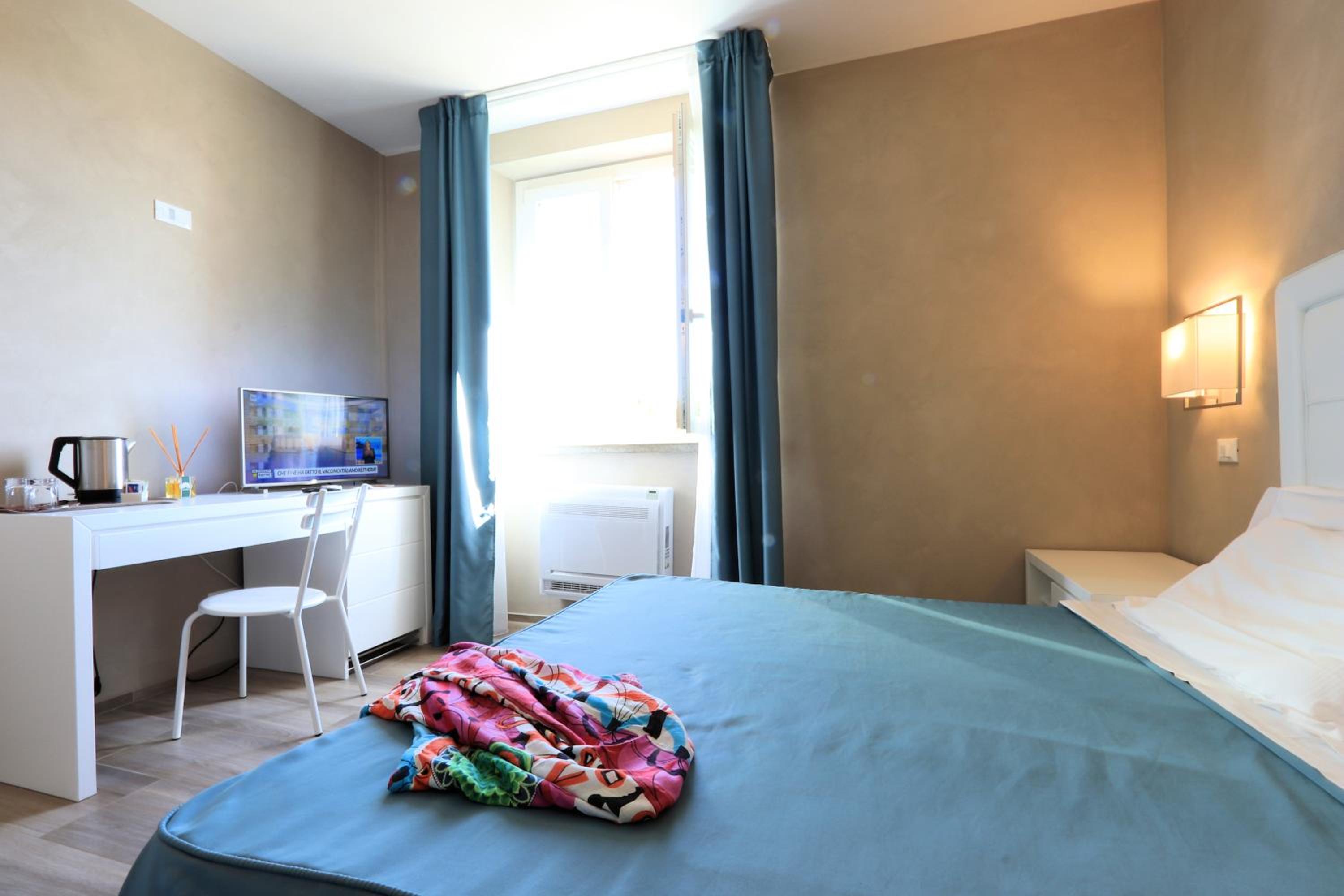 Double Room - Photo 1