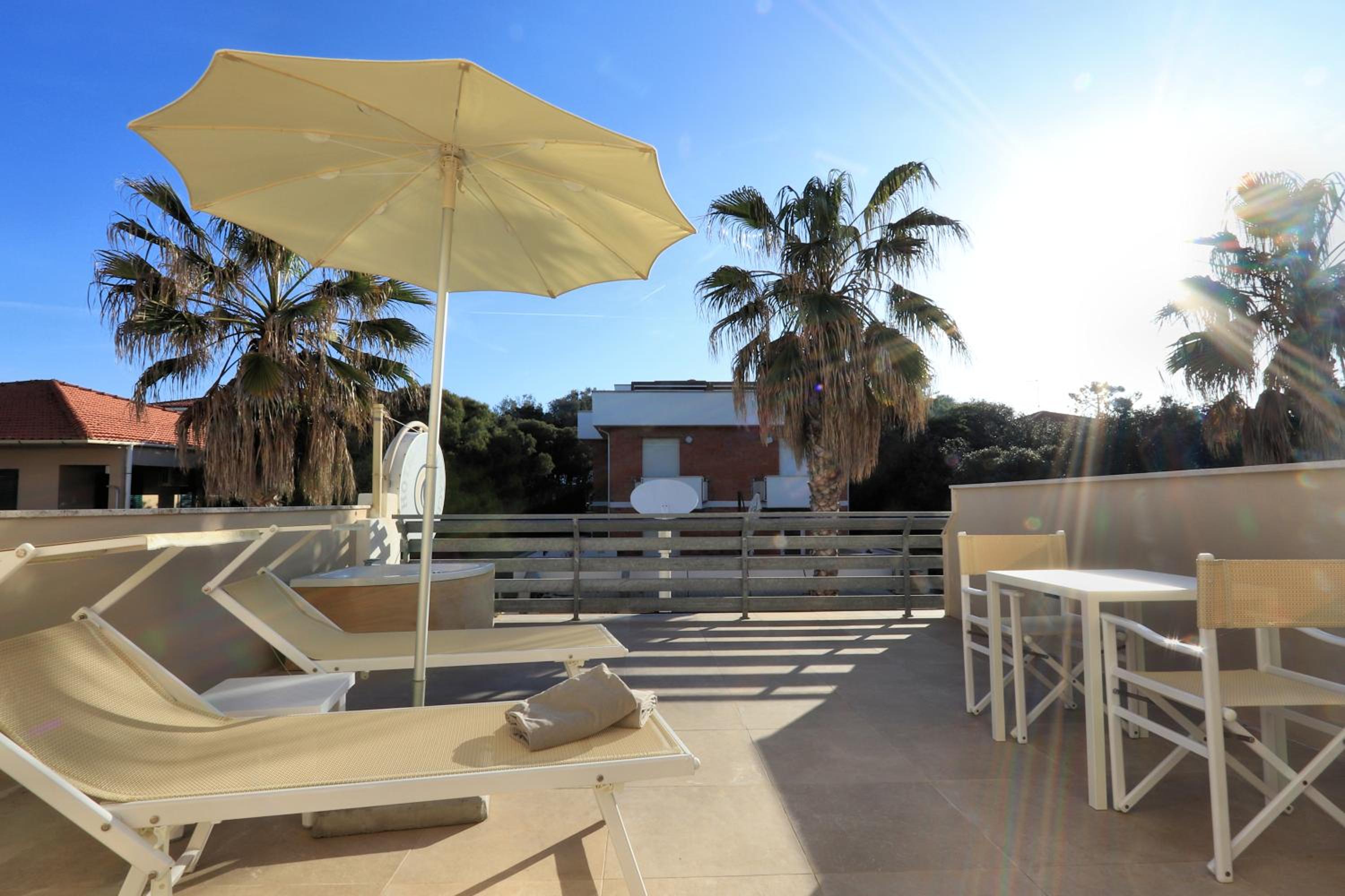 Double Room with Terrace - Photo 7