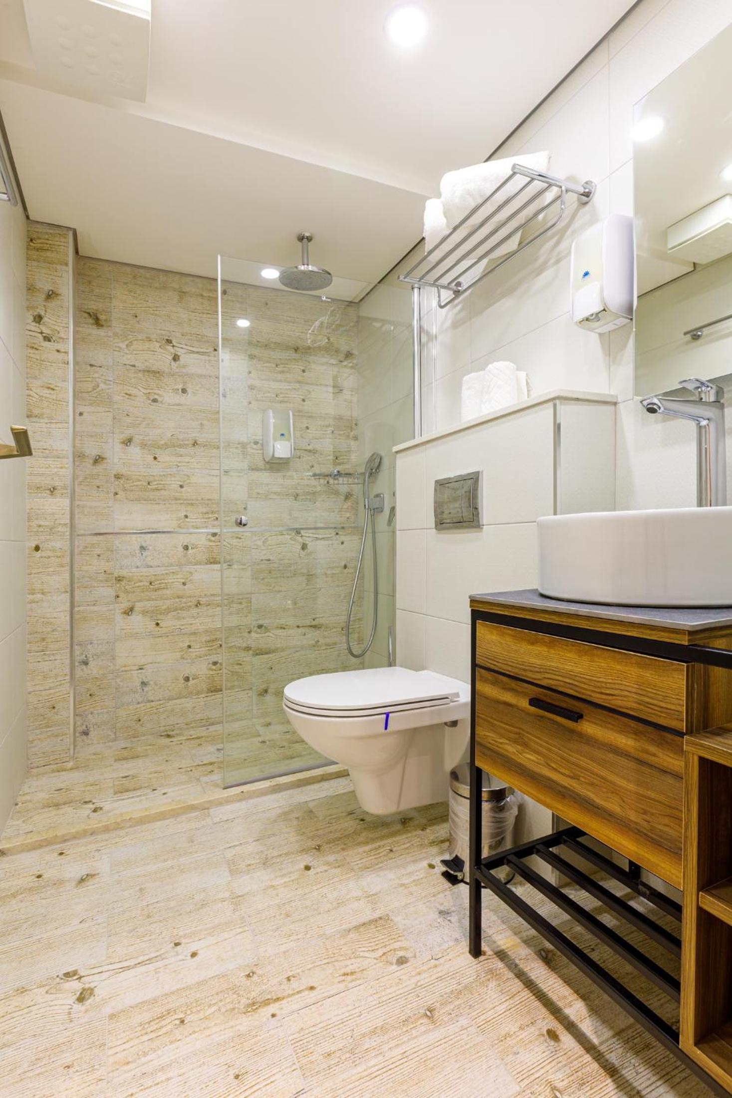 Classic Double Room - Photo 5