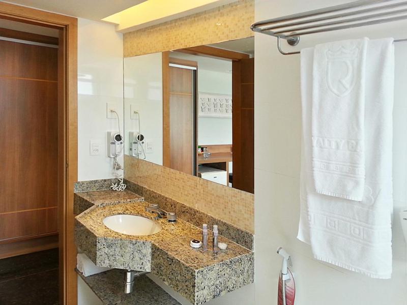 Deluxe Twin Room photo 2