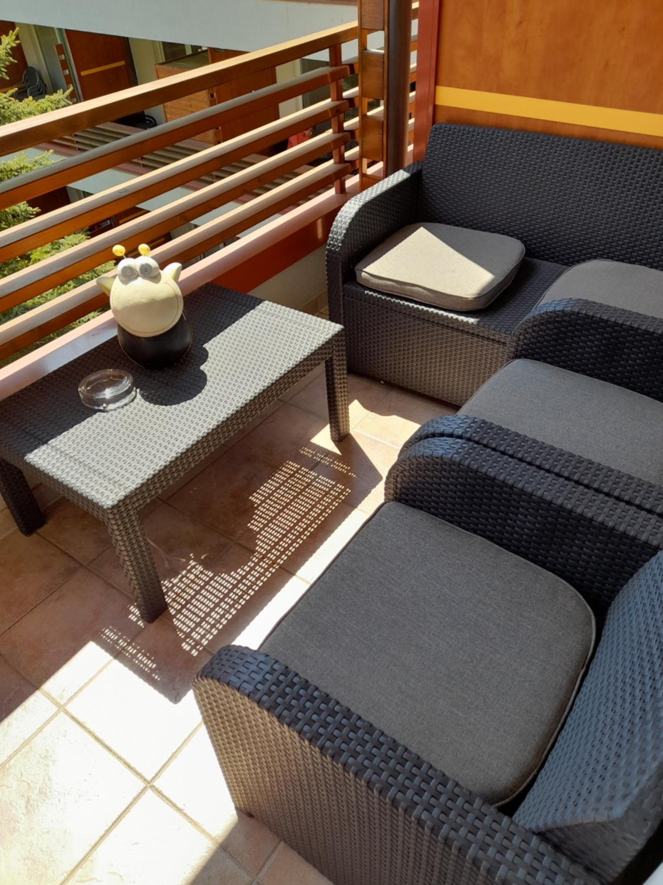 Apartment with Balcony - Photo 17