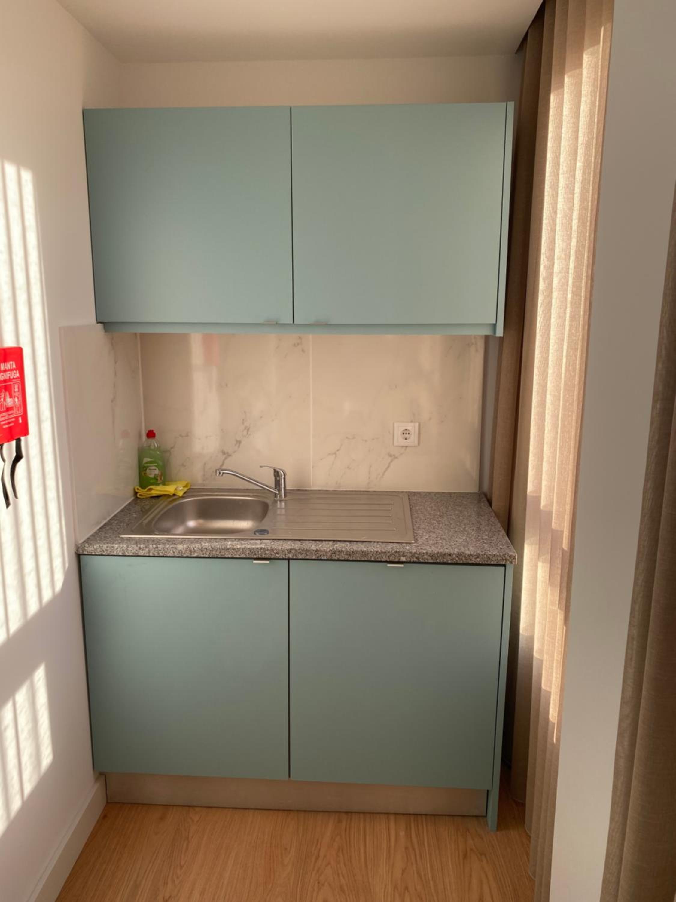 One-Bedroom Apartment - Photo 12