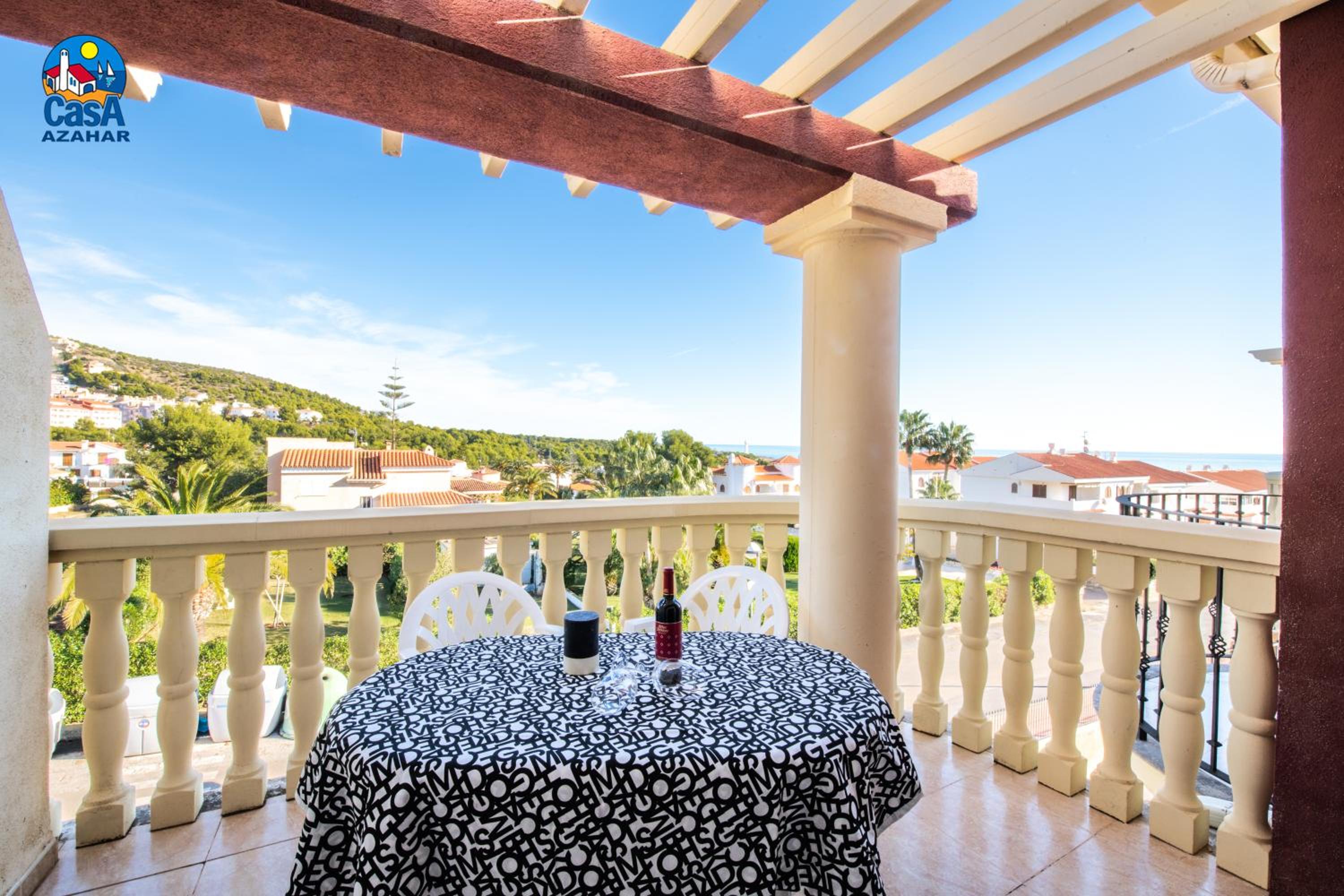 Two-Bedroom Apartment with Sea View photo 3