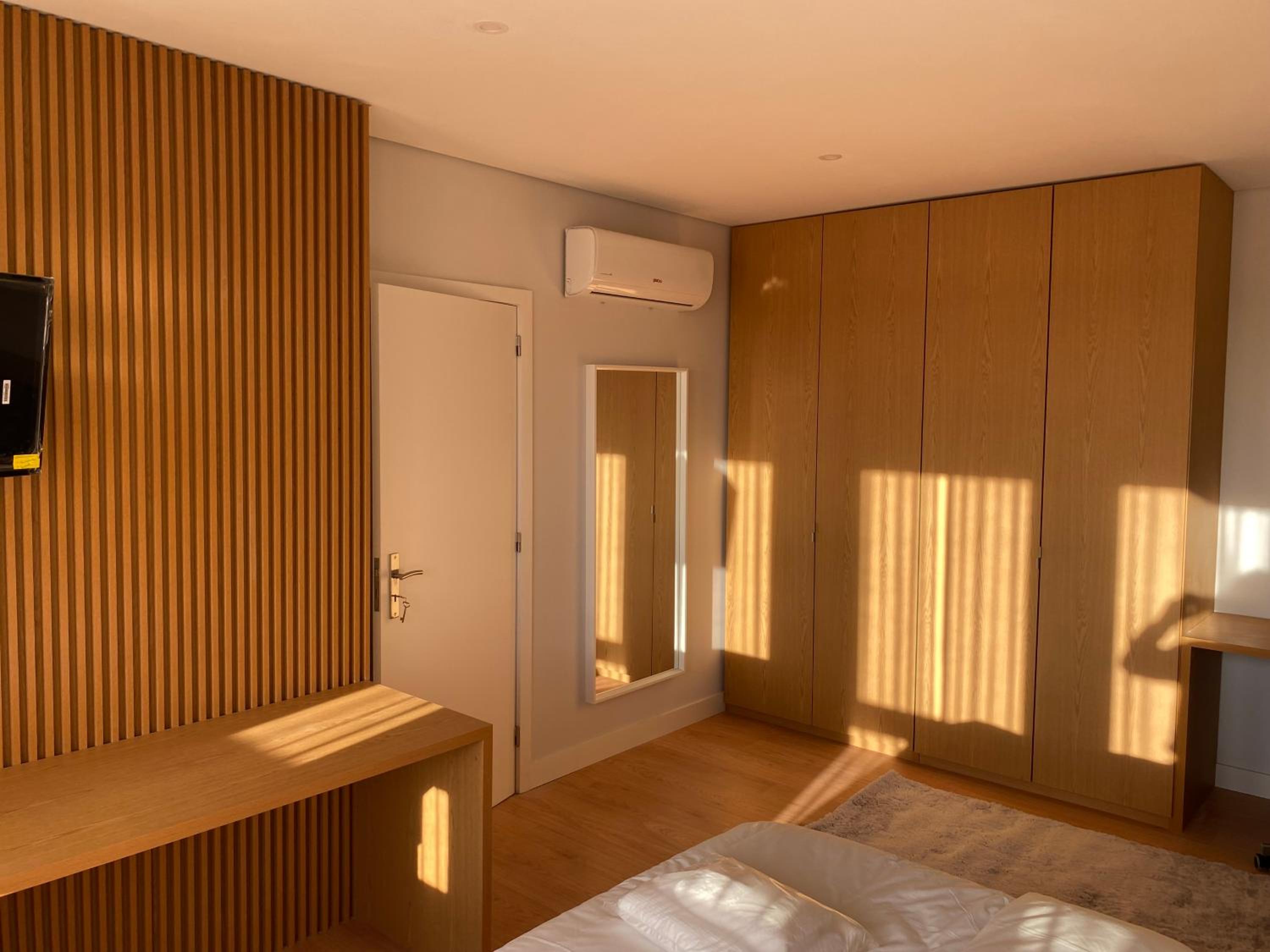 One-Bedroom Apartment - Photo 9