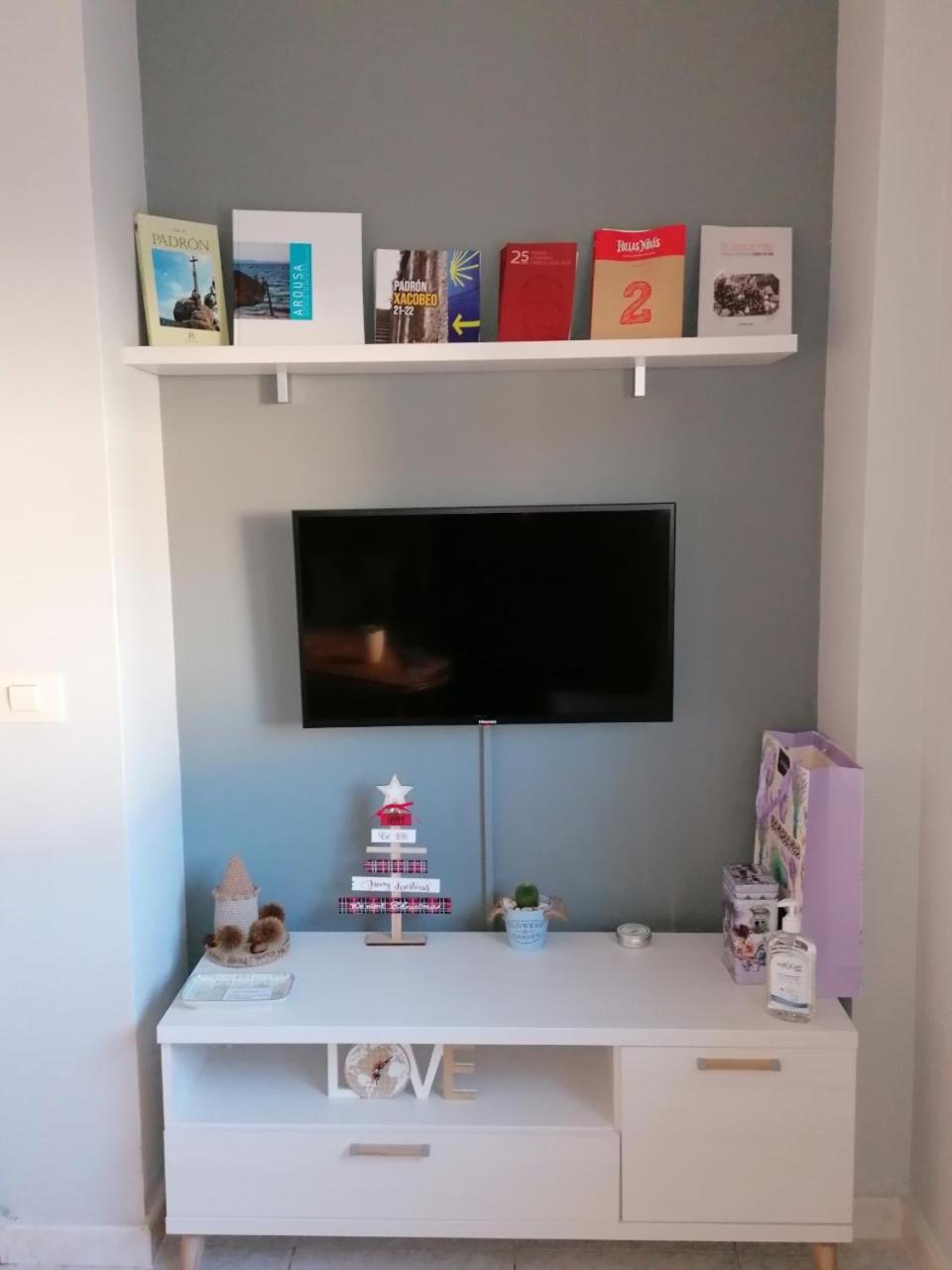 Two-Bedroom House - Photo 28