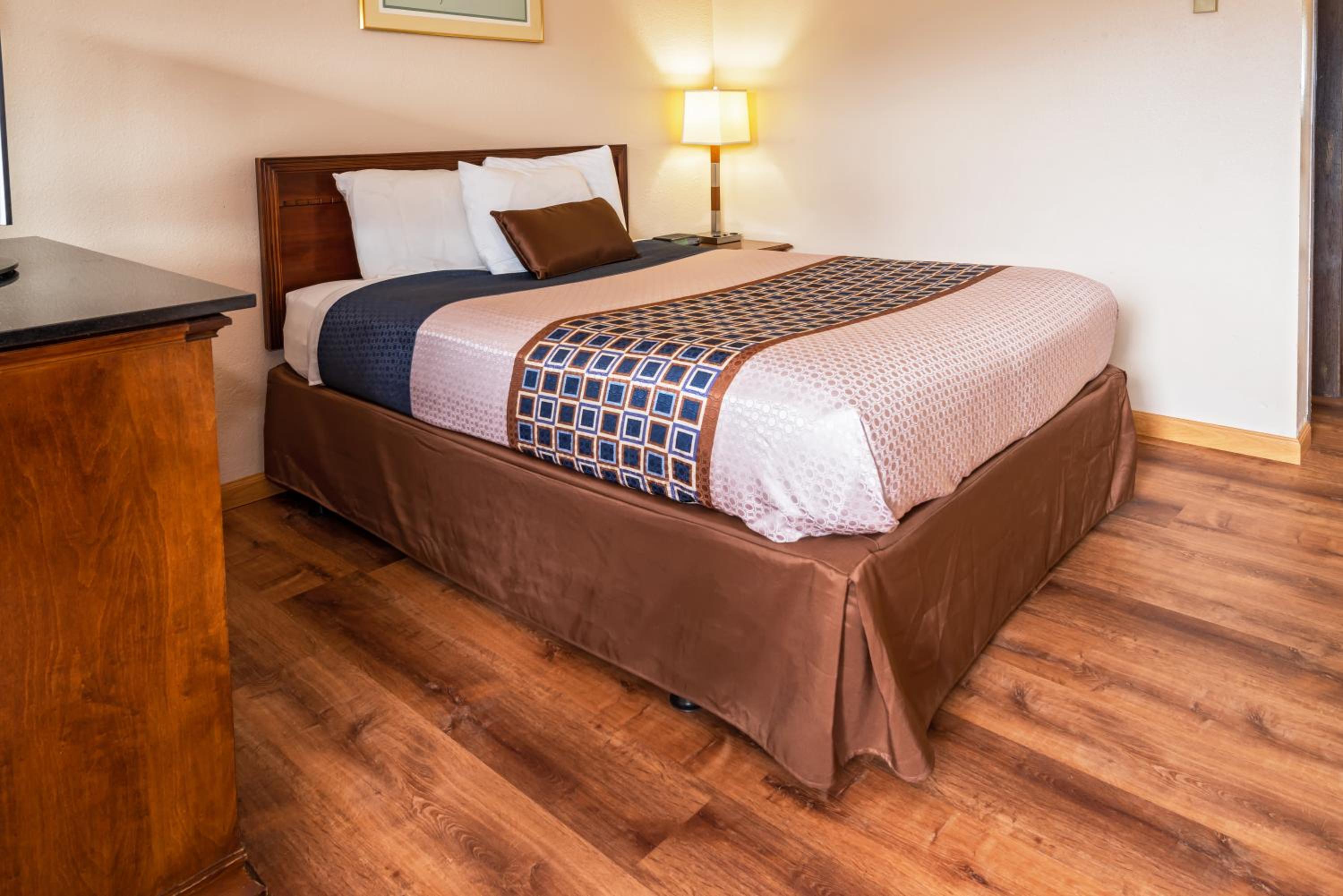 Two-Bedroom Suite photo 2