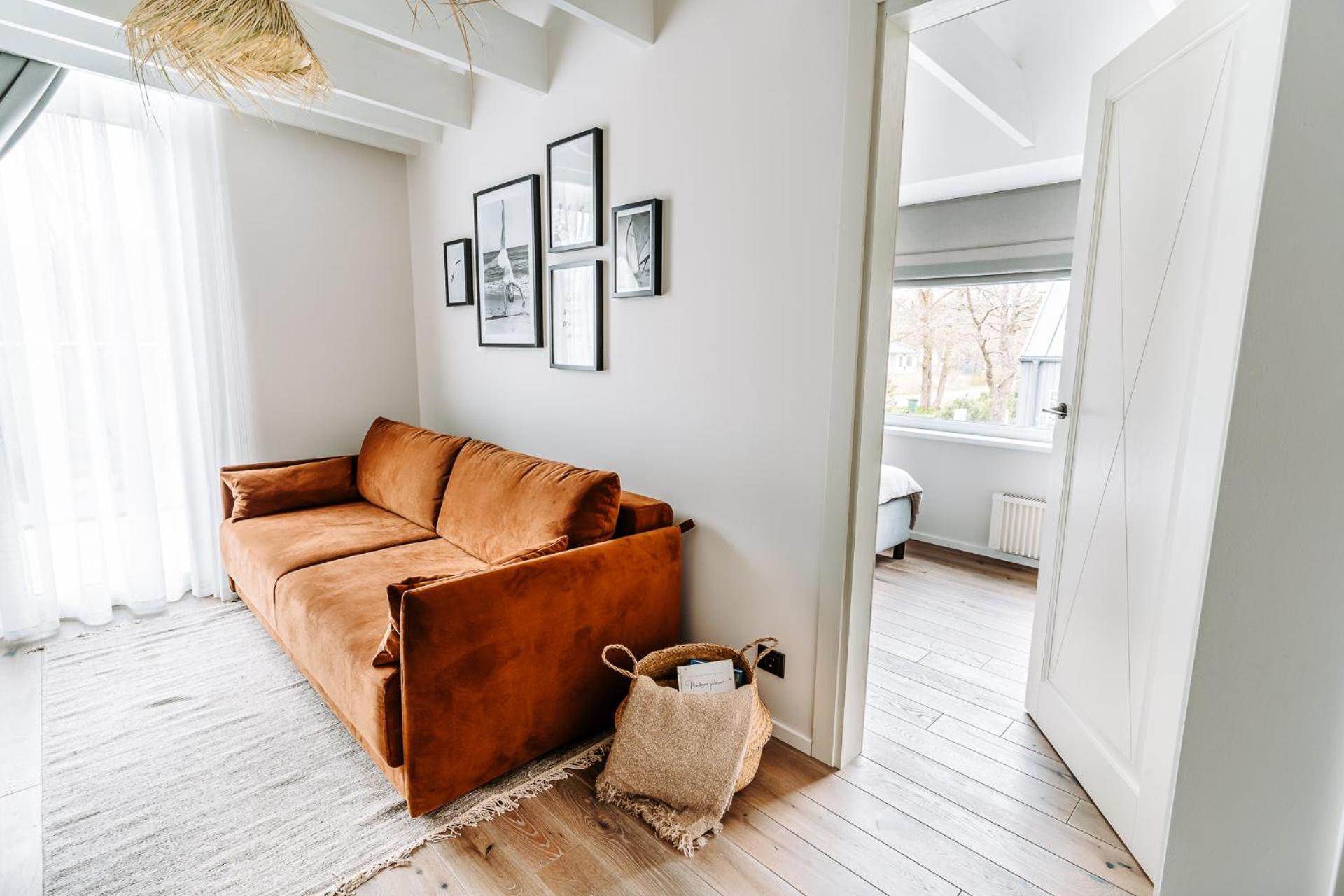 Apartment with Balcony - Photo 1