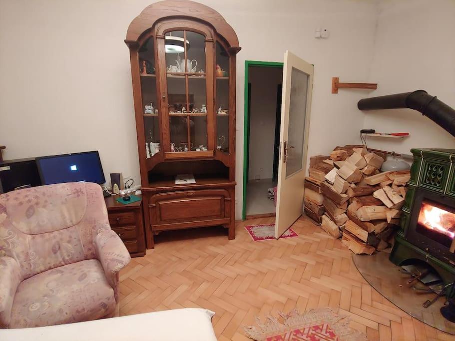Three-Bedroom Apartment - Photo 16