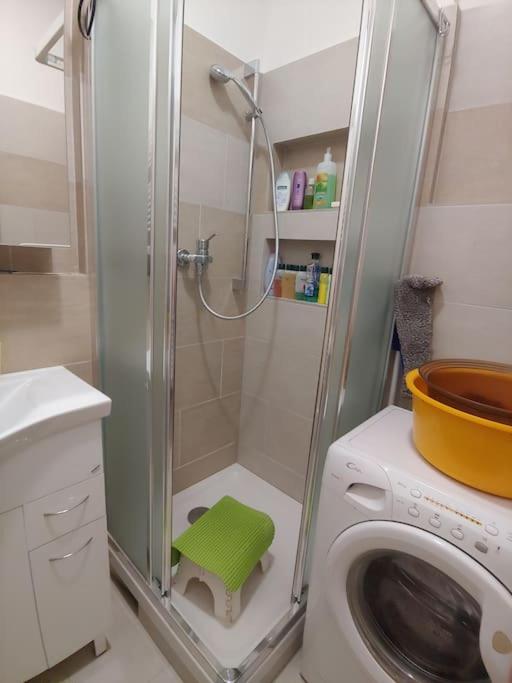 Three-Bedroom Apartment - Photo 8