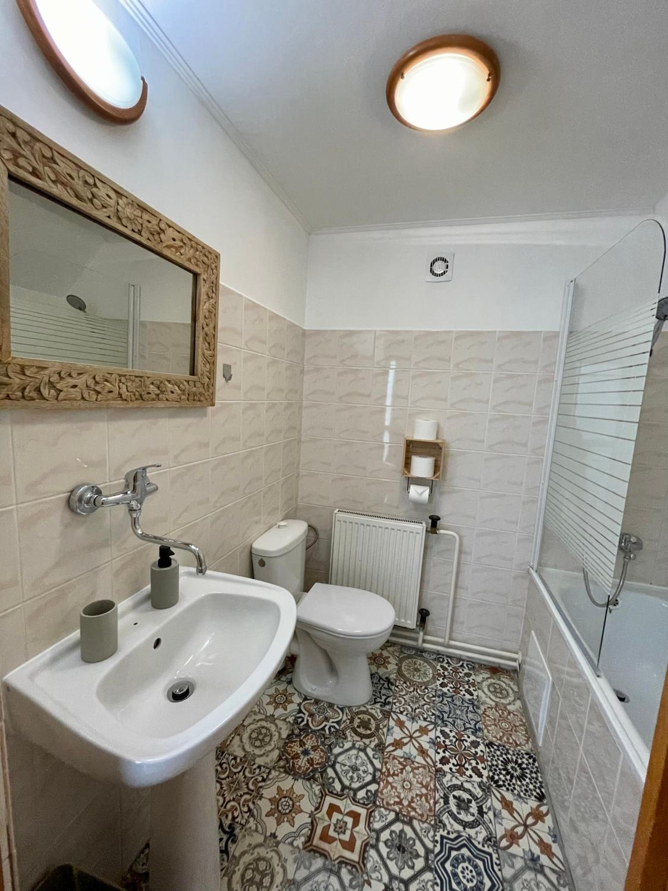 Duplex Suite - Photo 9