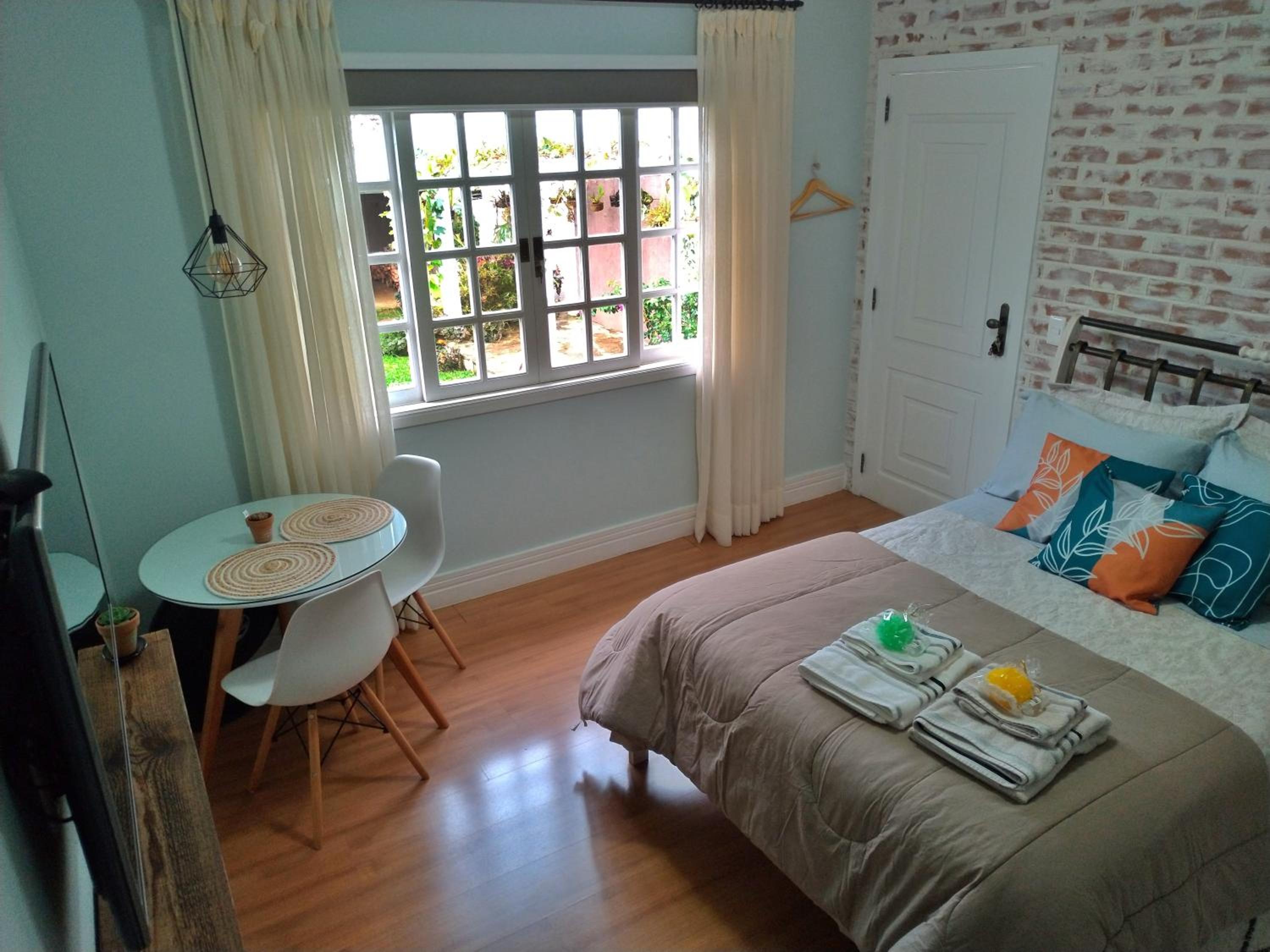 Suite - Photo 2
