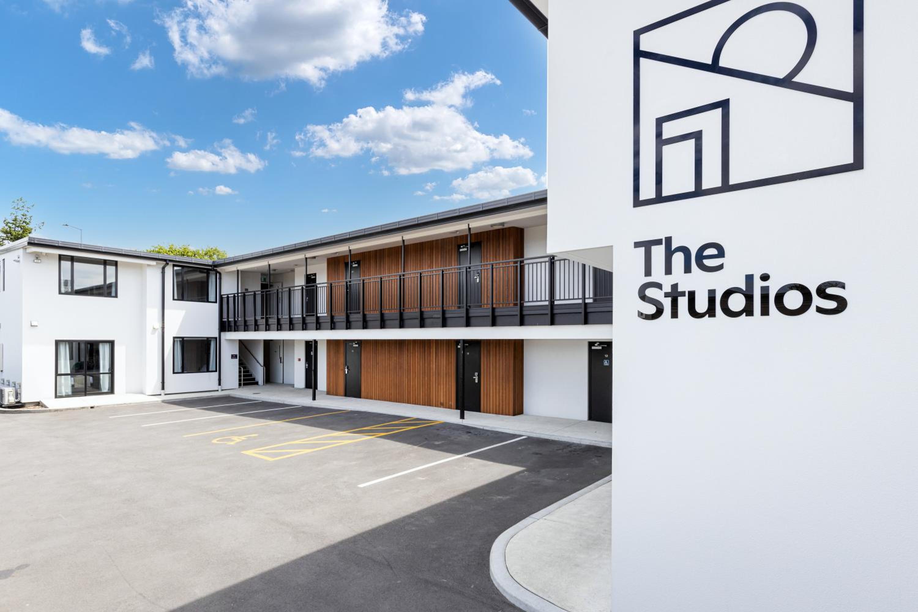 Studio Double Suite photo 3
