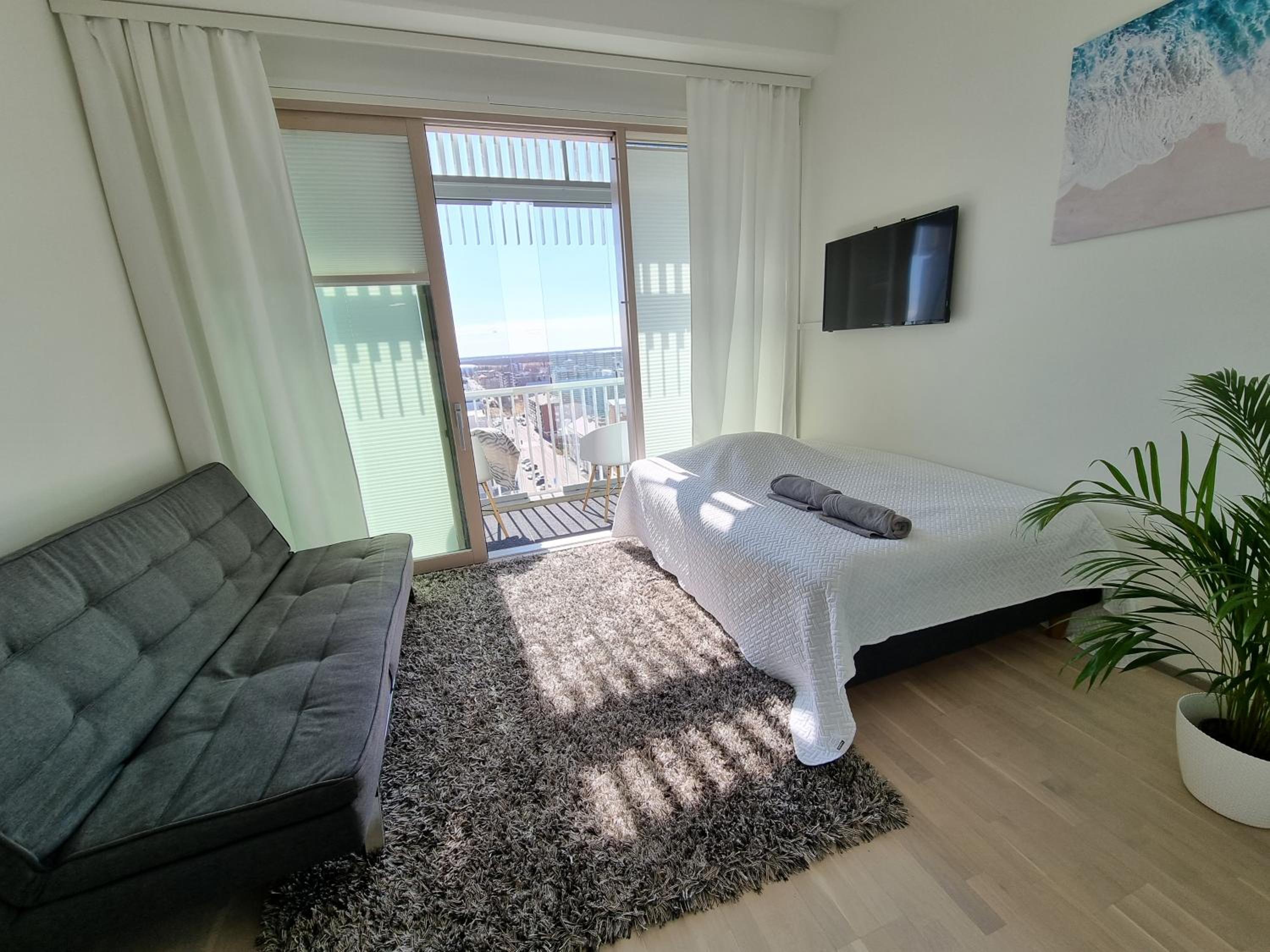 One-Bedroom Apartment - Photo 19