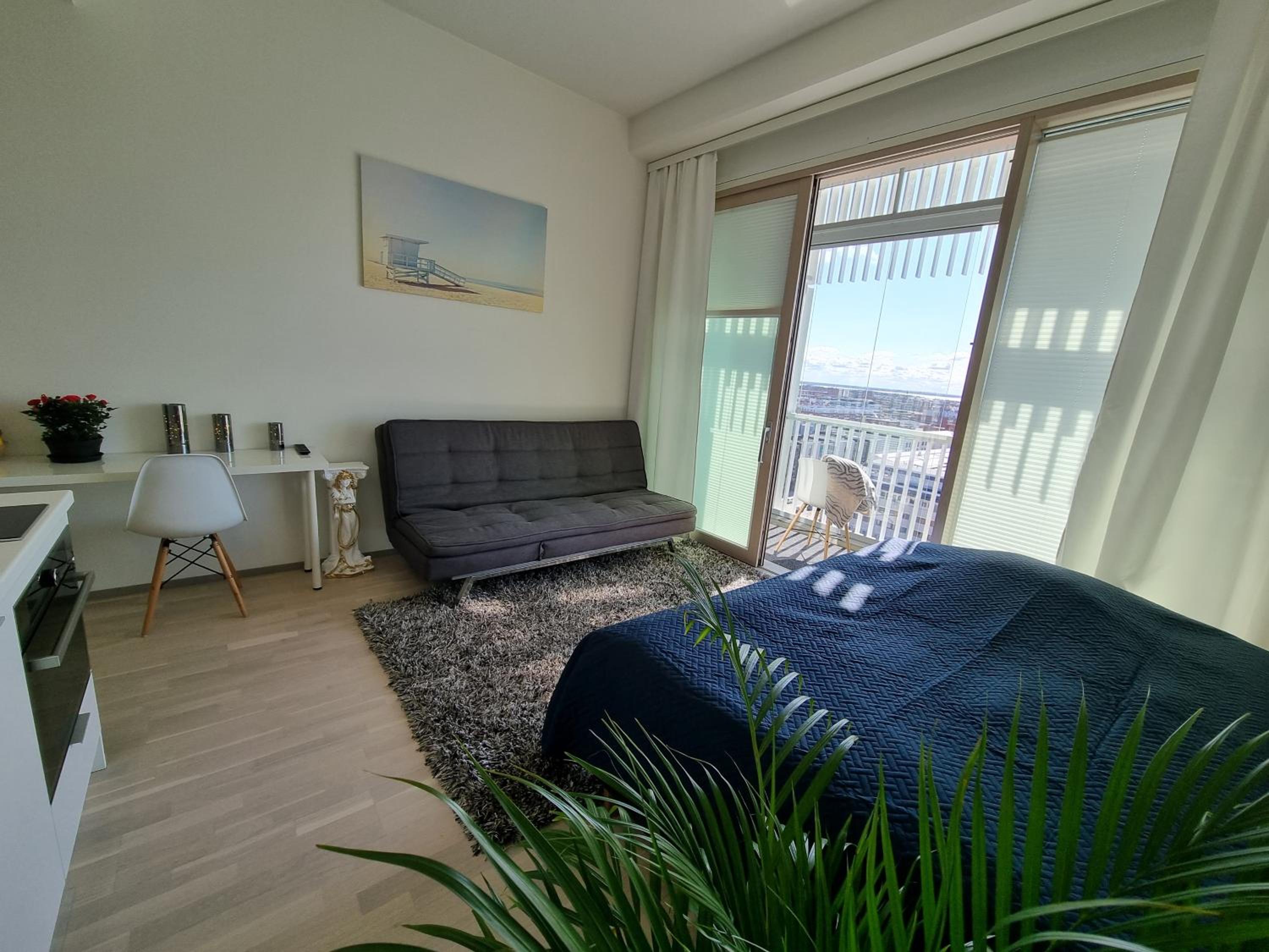 One-Bedroom Apartment - Photo 16