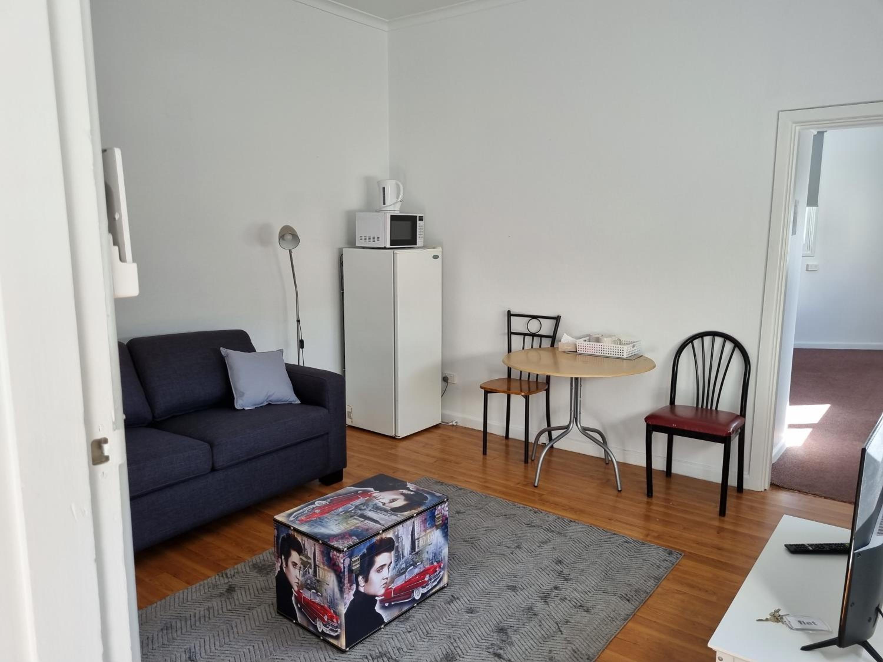 Standard Apartment - Photo 2