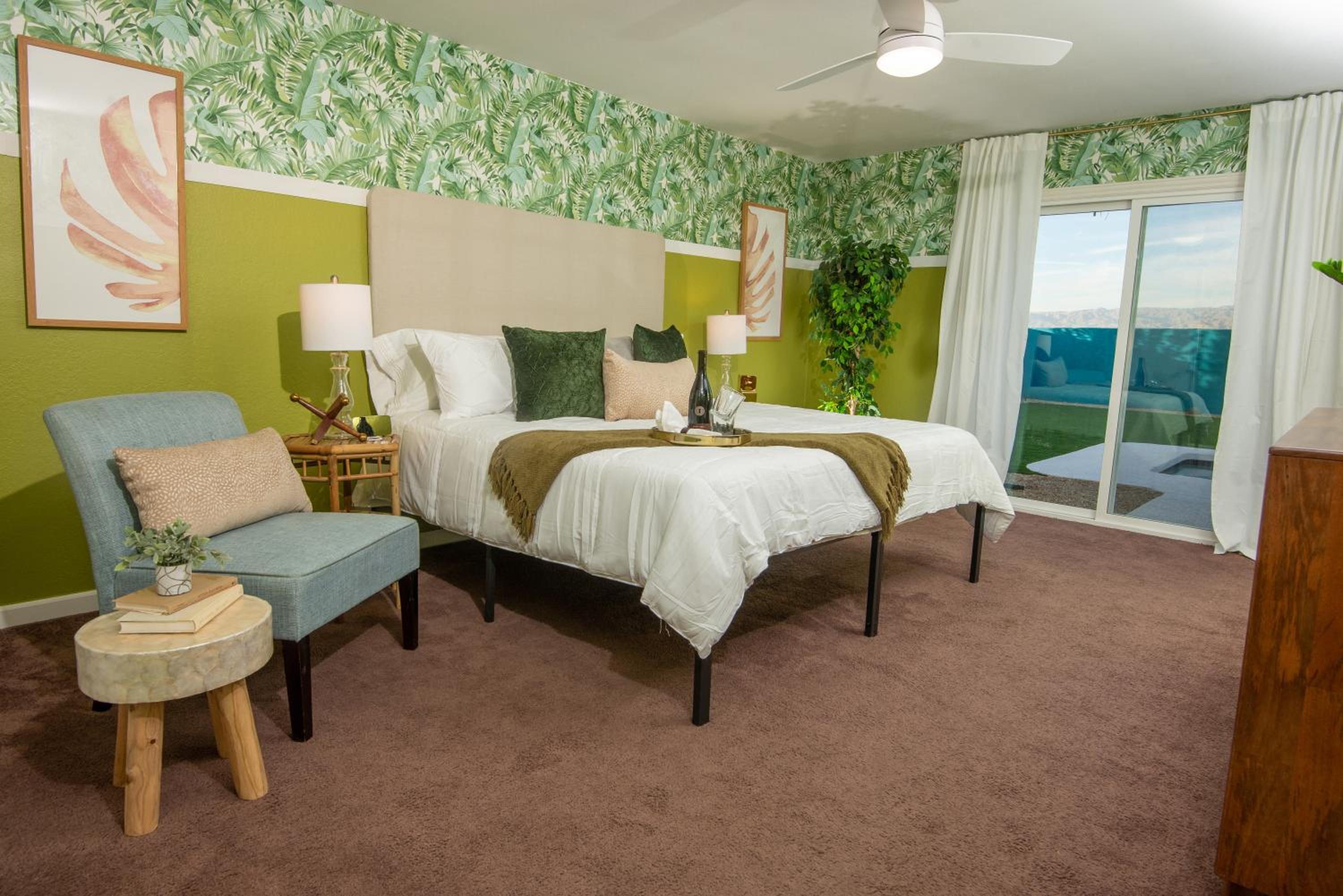 Three-Bedroom House photo 1