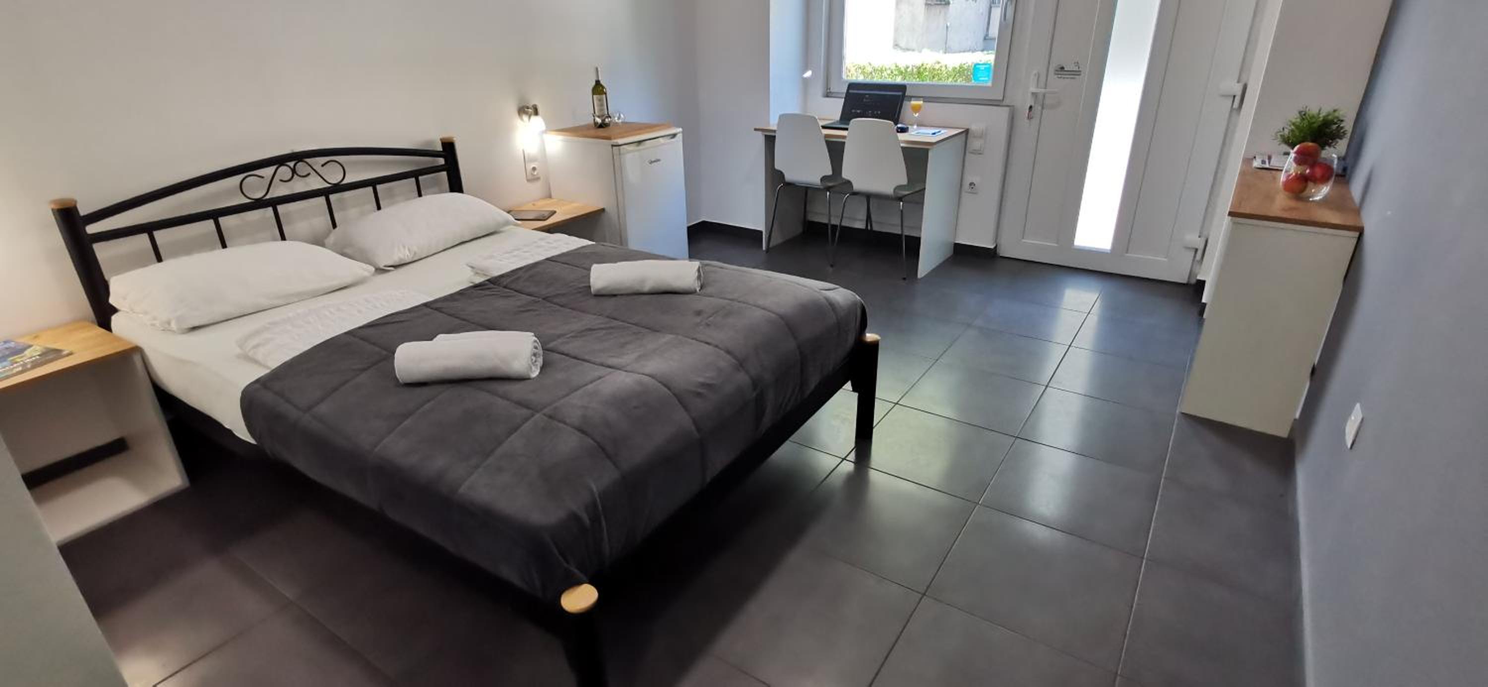 Deluxe Double Room - Photo 3