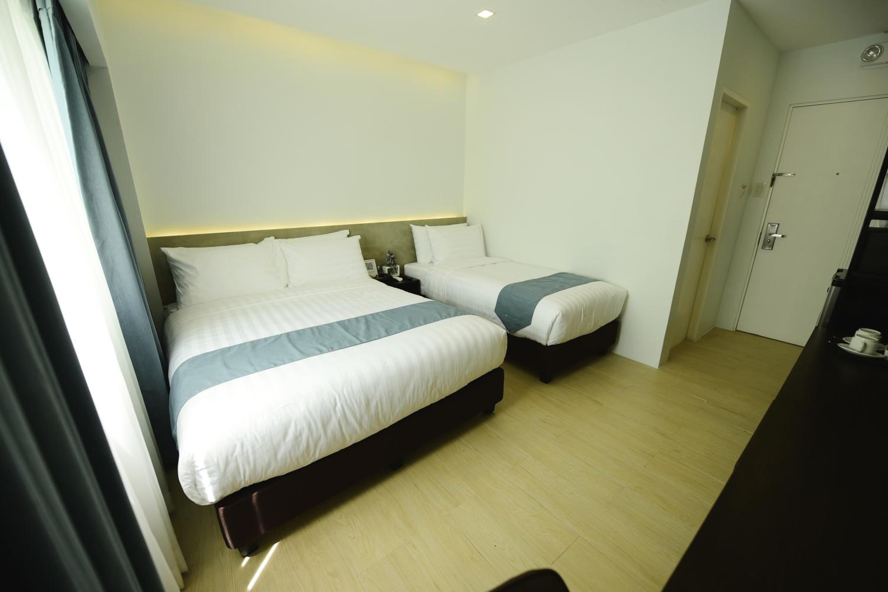 Deluxe Double Room photo 3