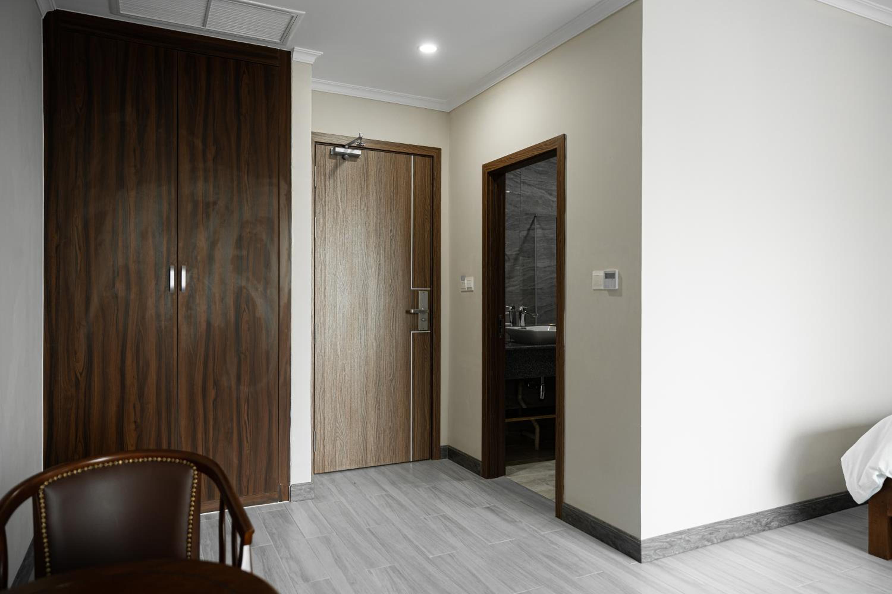 Standard Double Room - Photo 24
