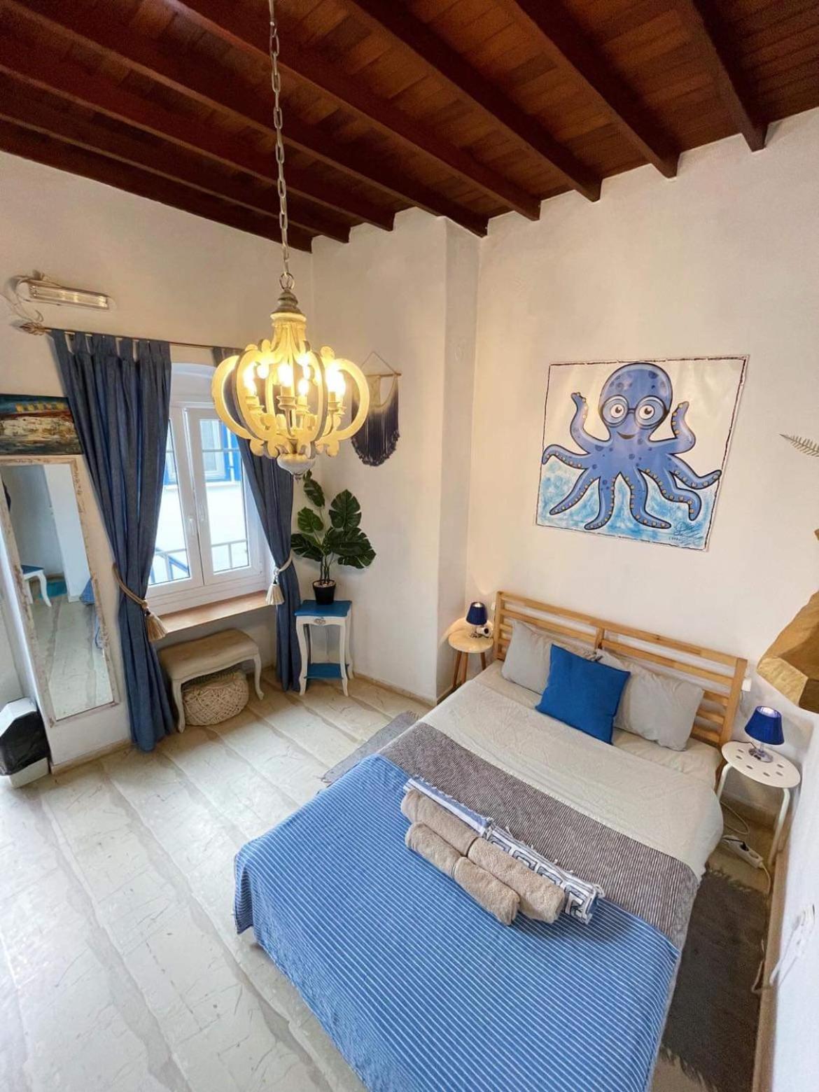One-Bedroom Apartment - Photo 17
