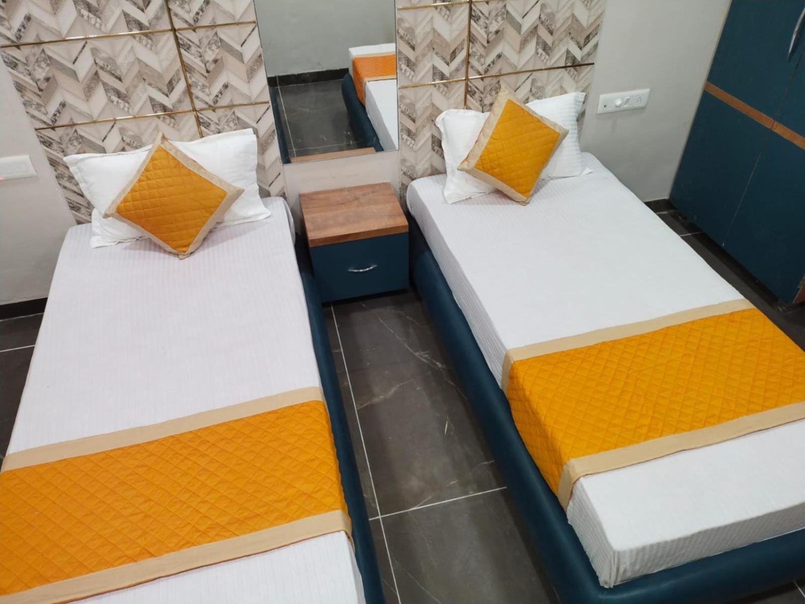Small Twin Room