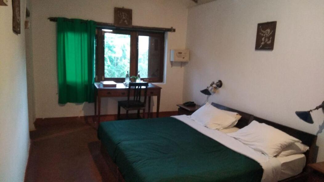 Standard Double Room - Photo 2