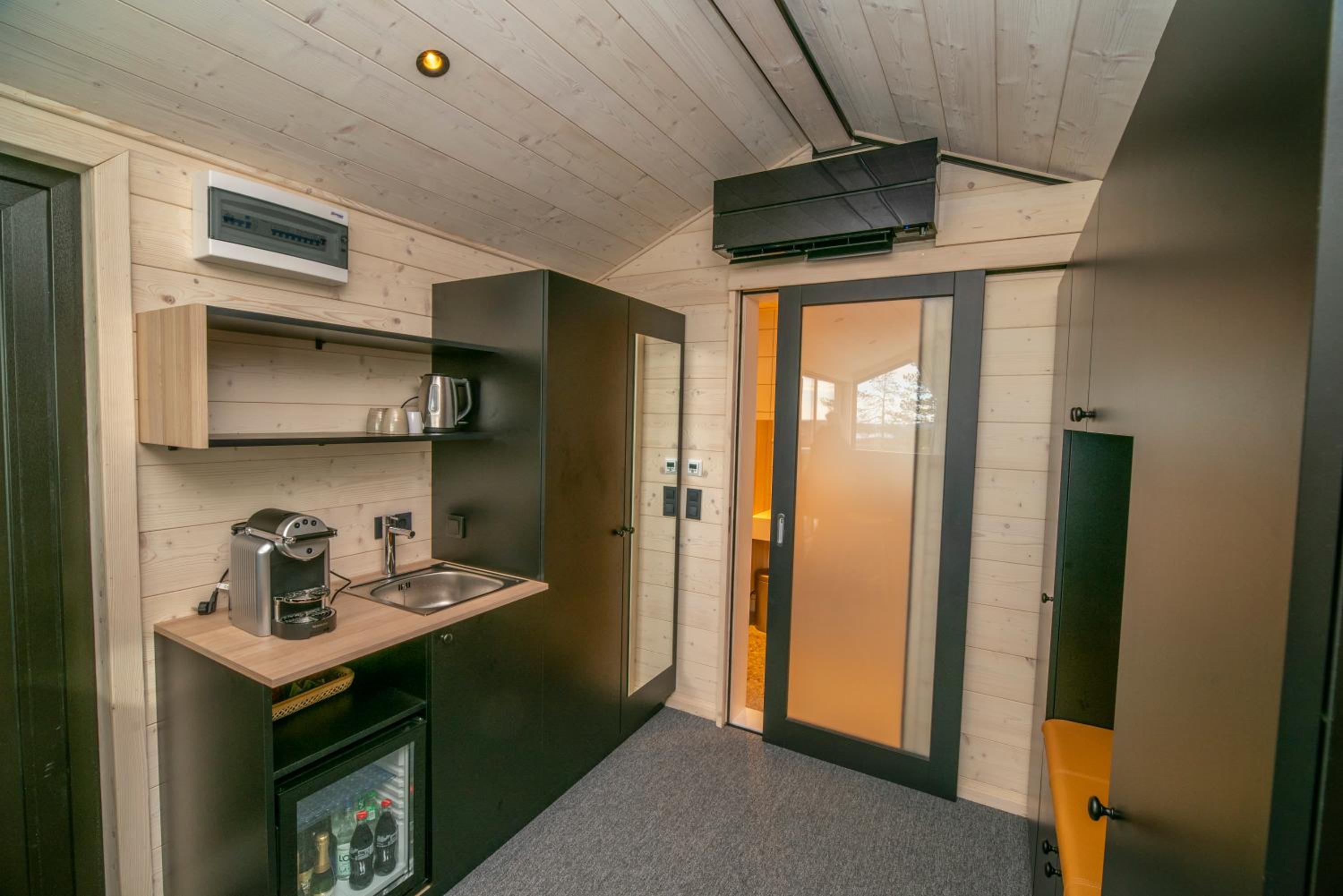 Double Room - Photo 5