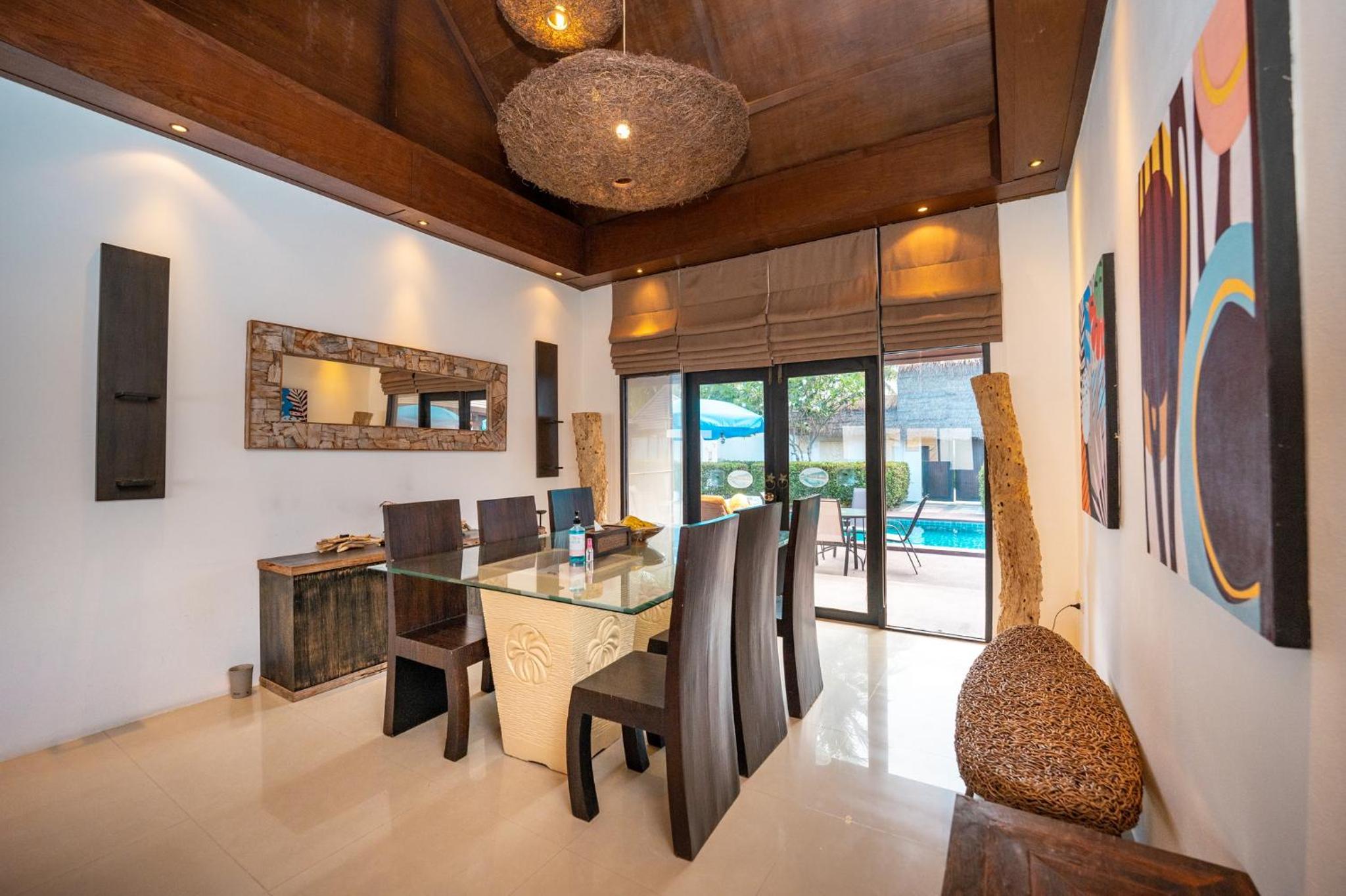 Three-Bedroom Villa with Private Pool - Photo 20