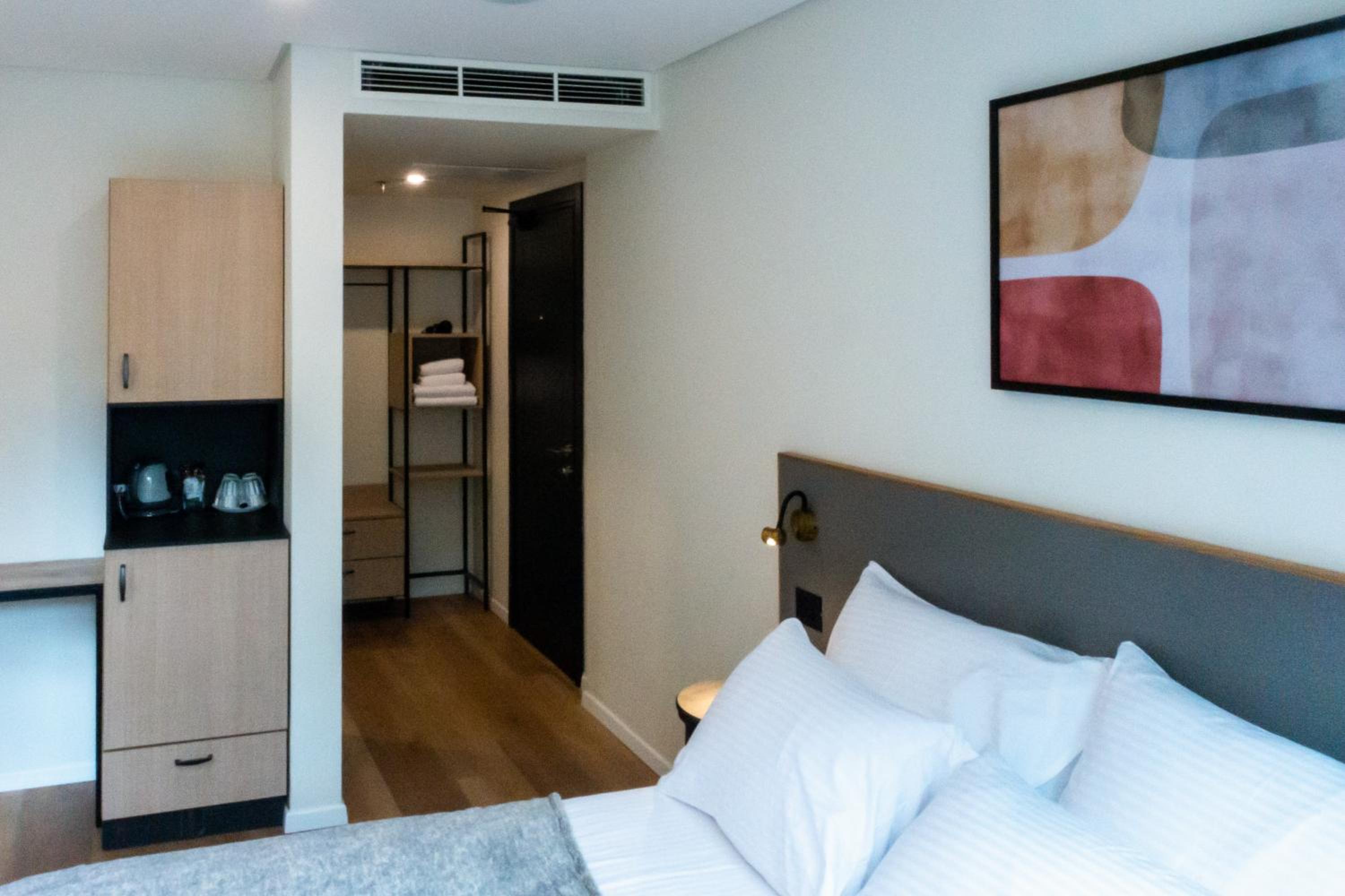 Standard Double Room - Photo 5
