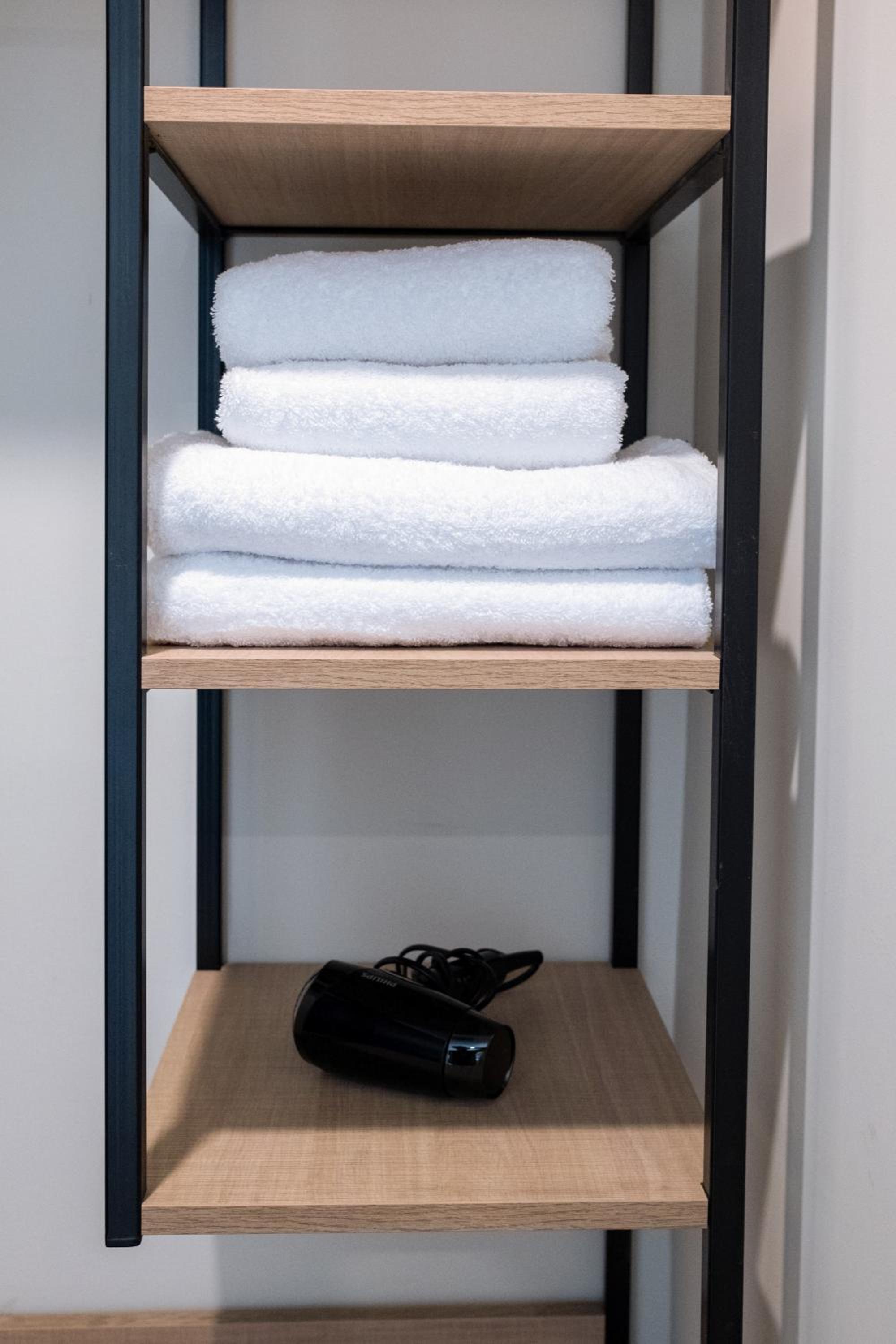 Economy Double or Twin Room - Photo 9