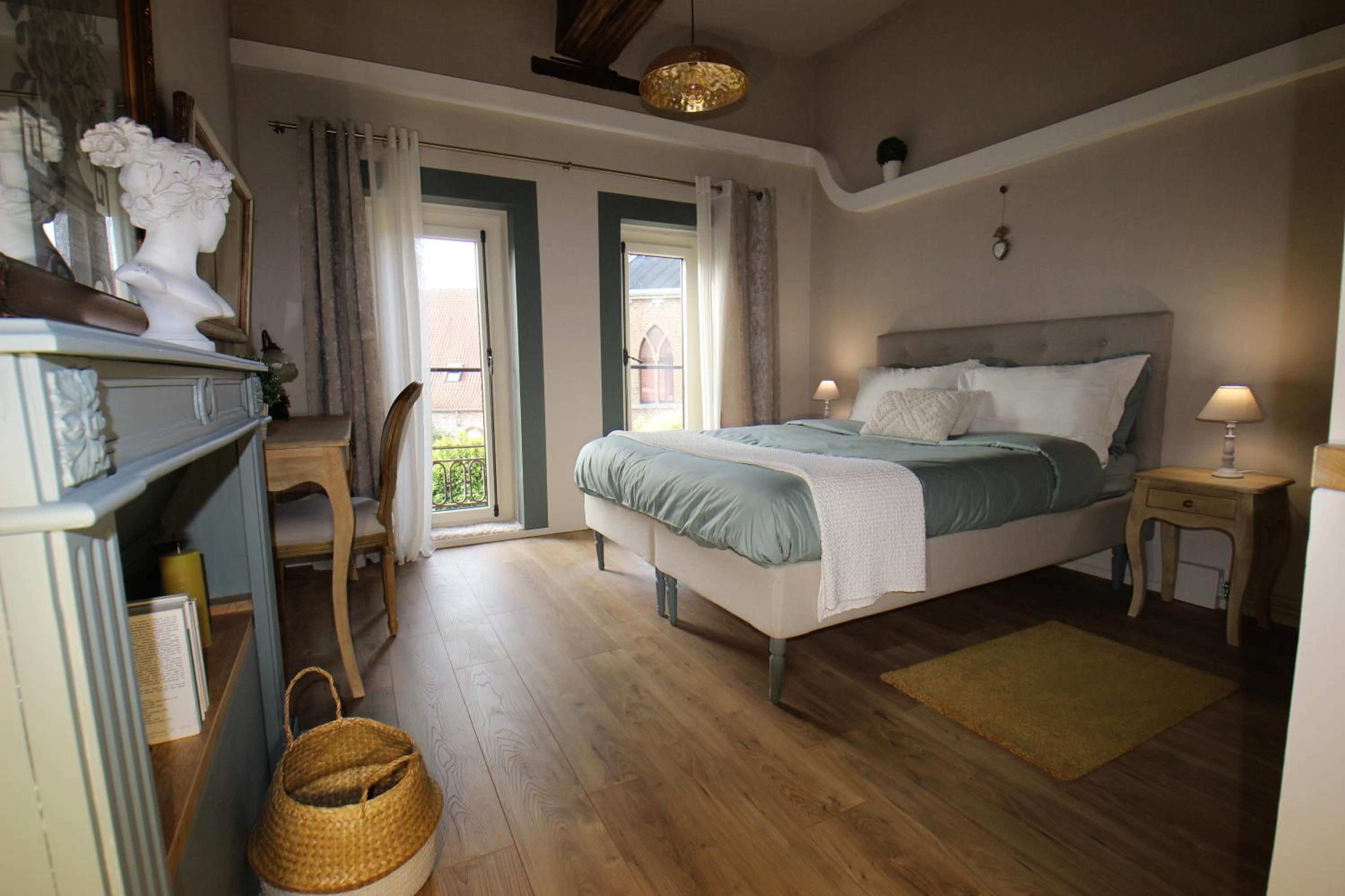 Superior King Room photo 1