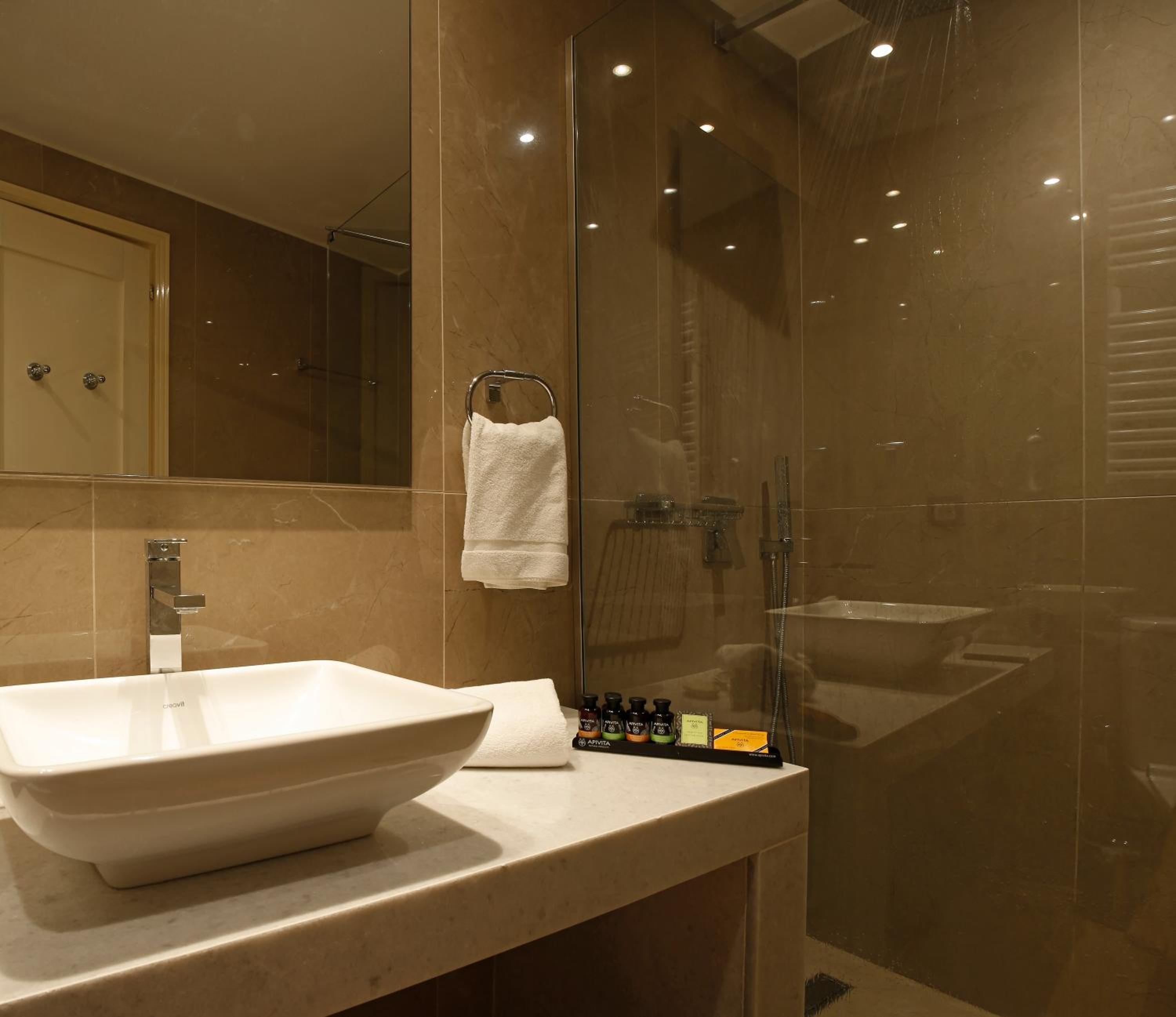 Special Offer - Classic Double Room - Photo 7