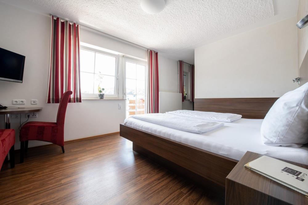 Doppelzimmer mit Balkon ohne Frühstück	 photo 2