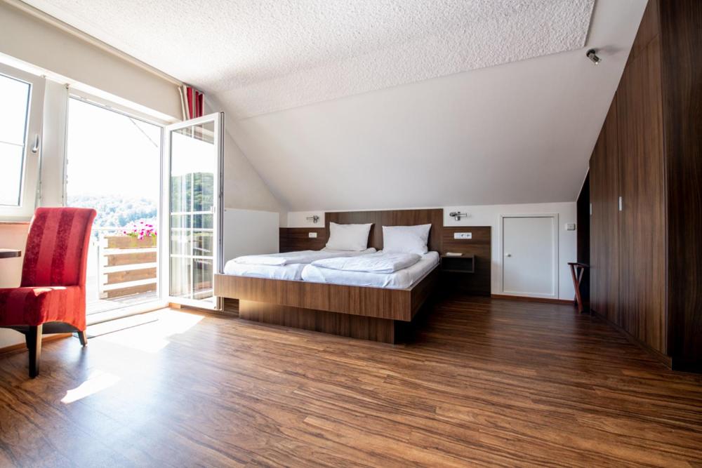 Quadruple Room with Balcony photo 2