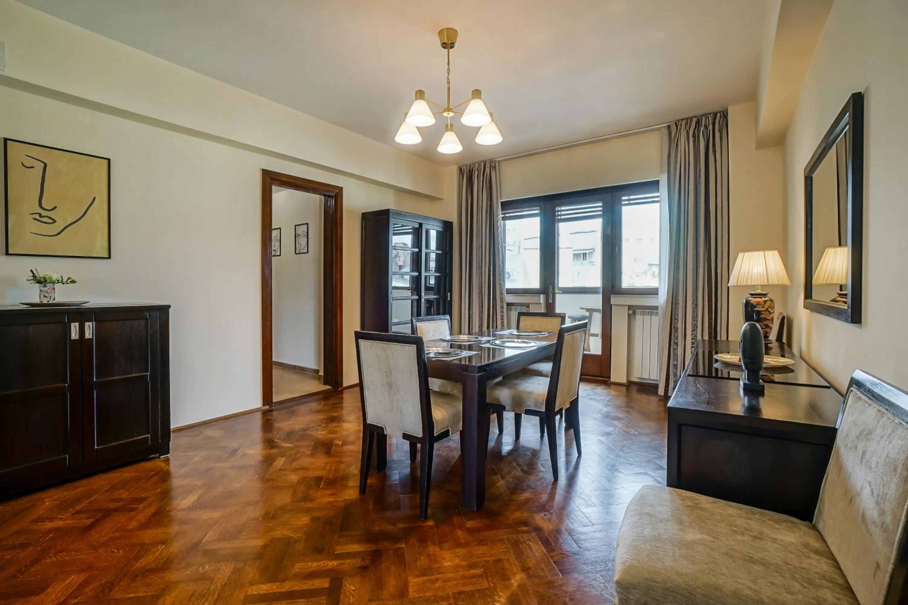 Three-Bedroom Apartment - Photo 31