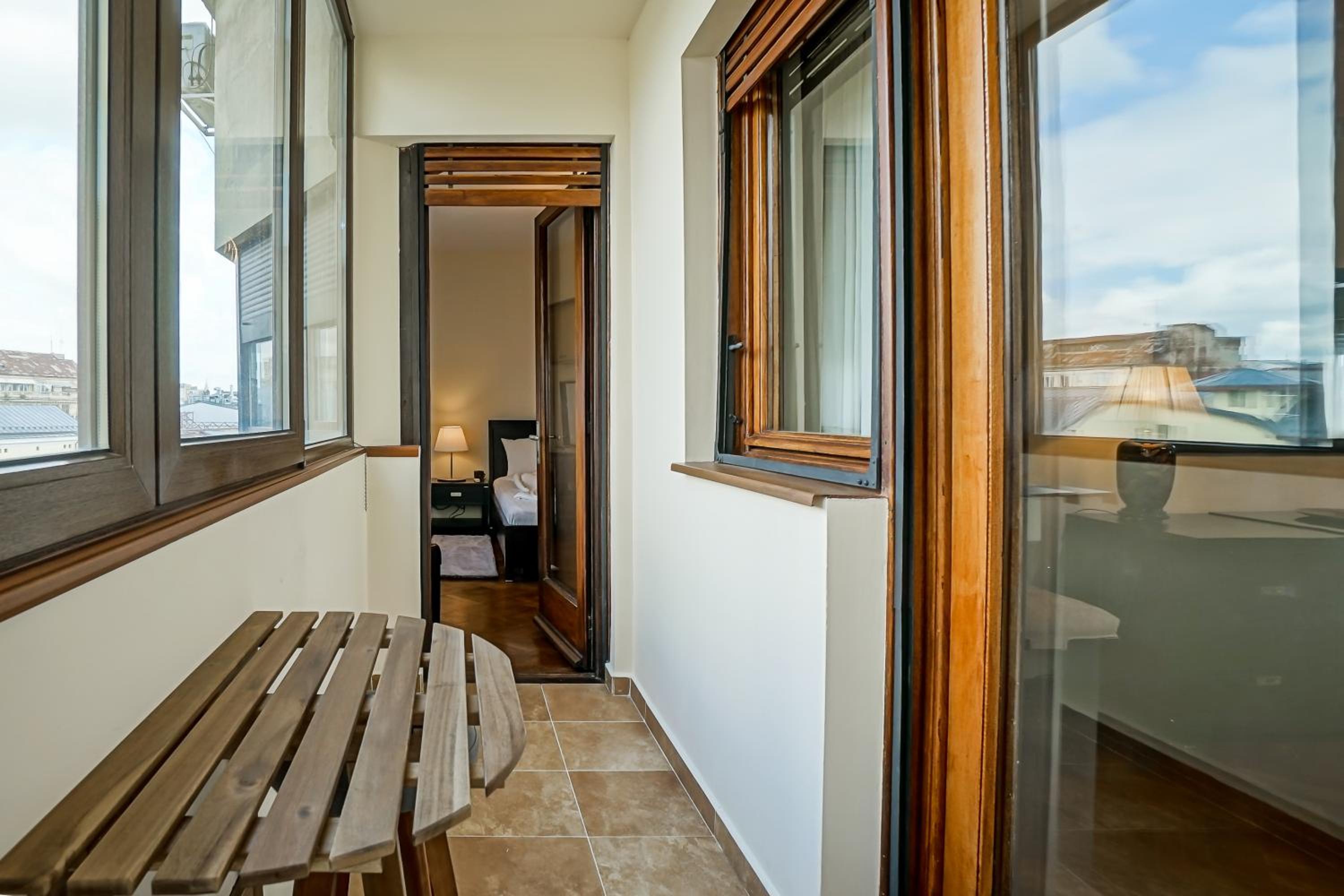 Three-Bedroom Apartment - Photo 5