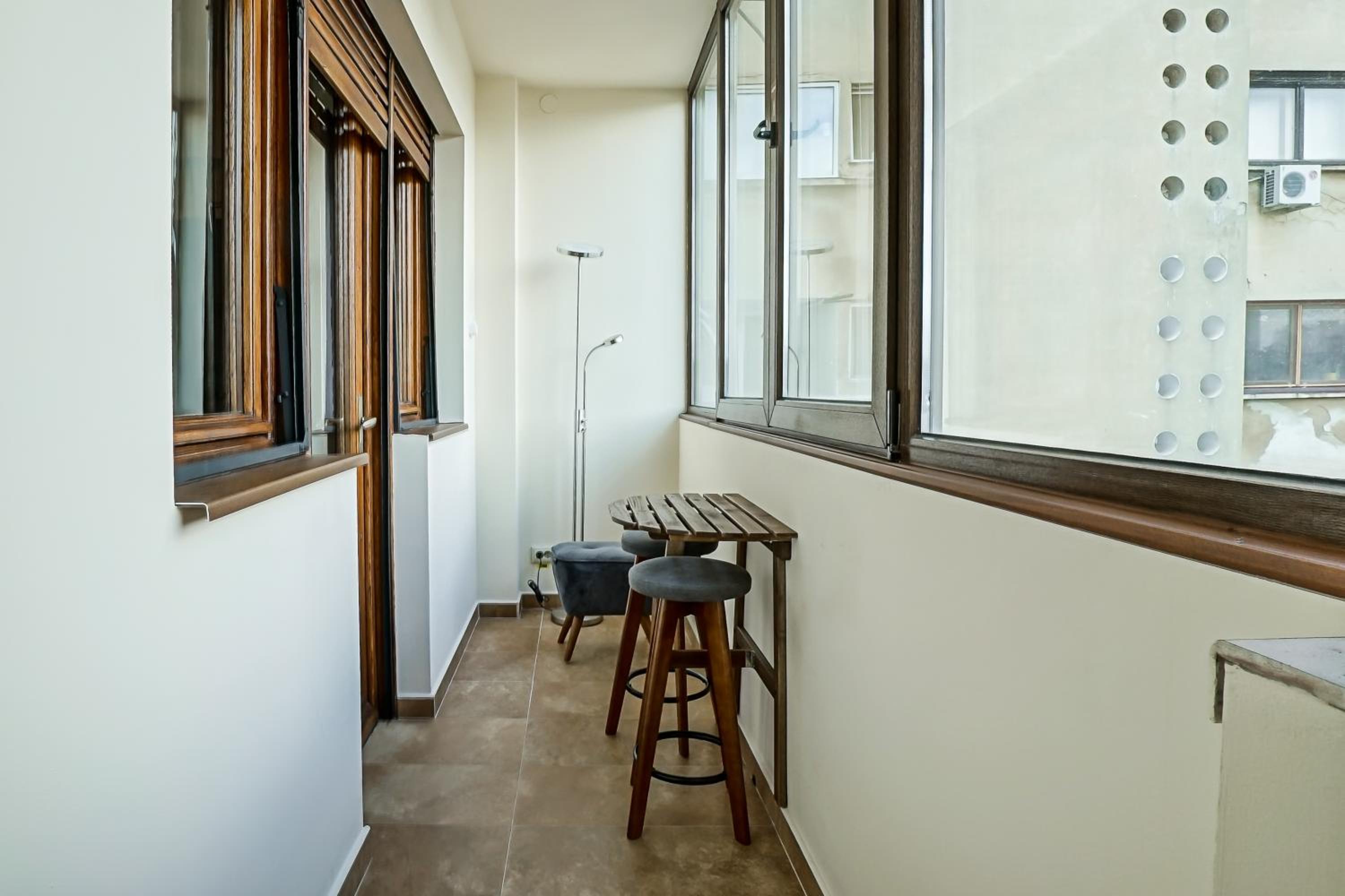 Three-Bedroom Apartment - Photo 15