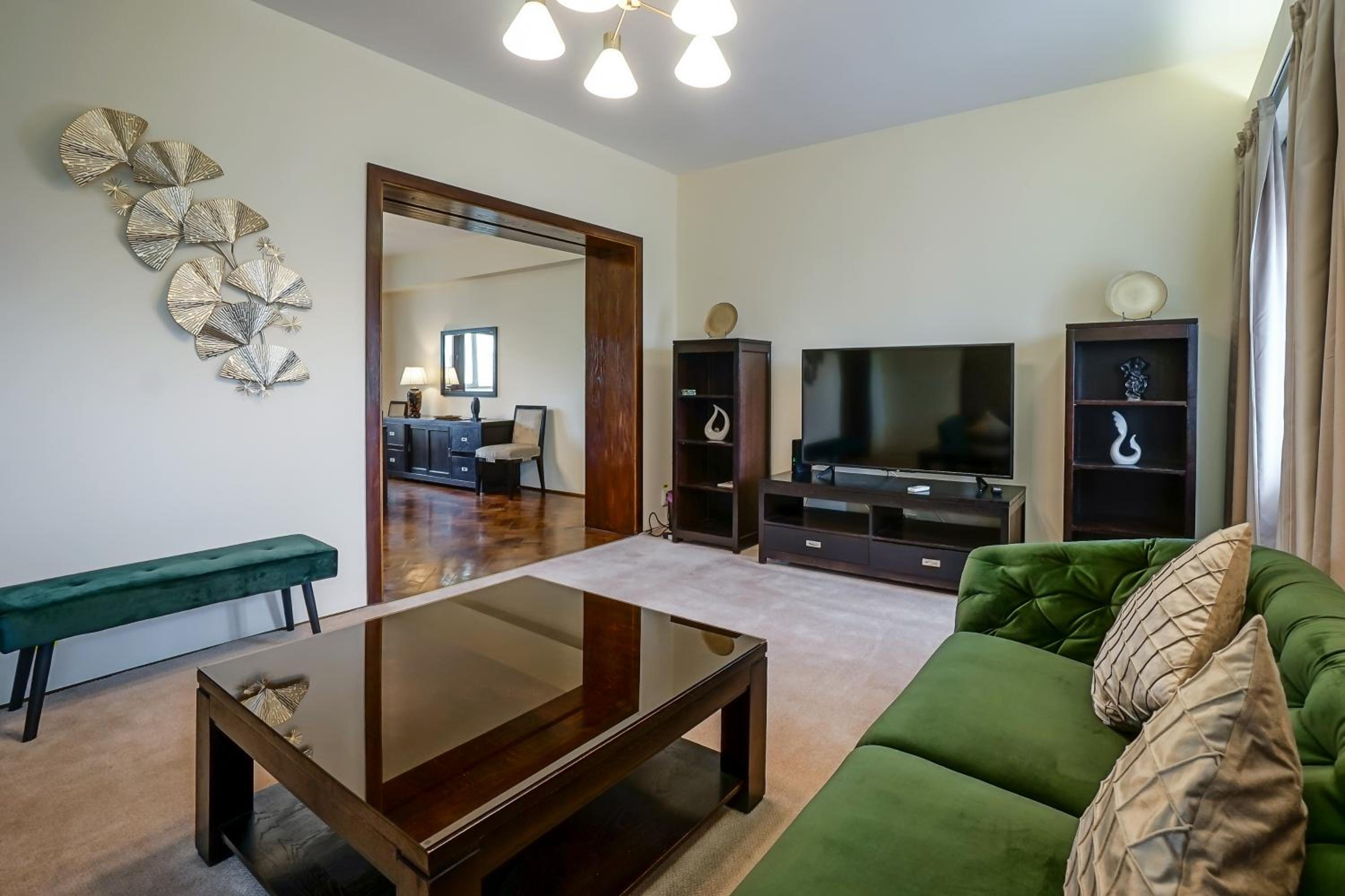 Three-Bedroom Apartment - Photo 24