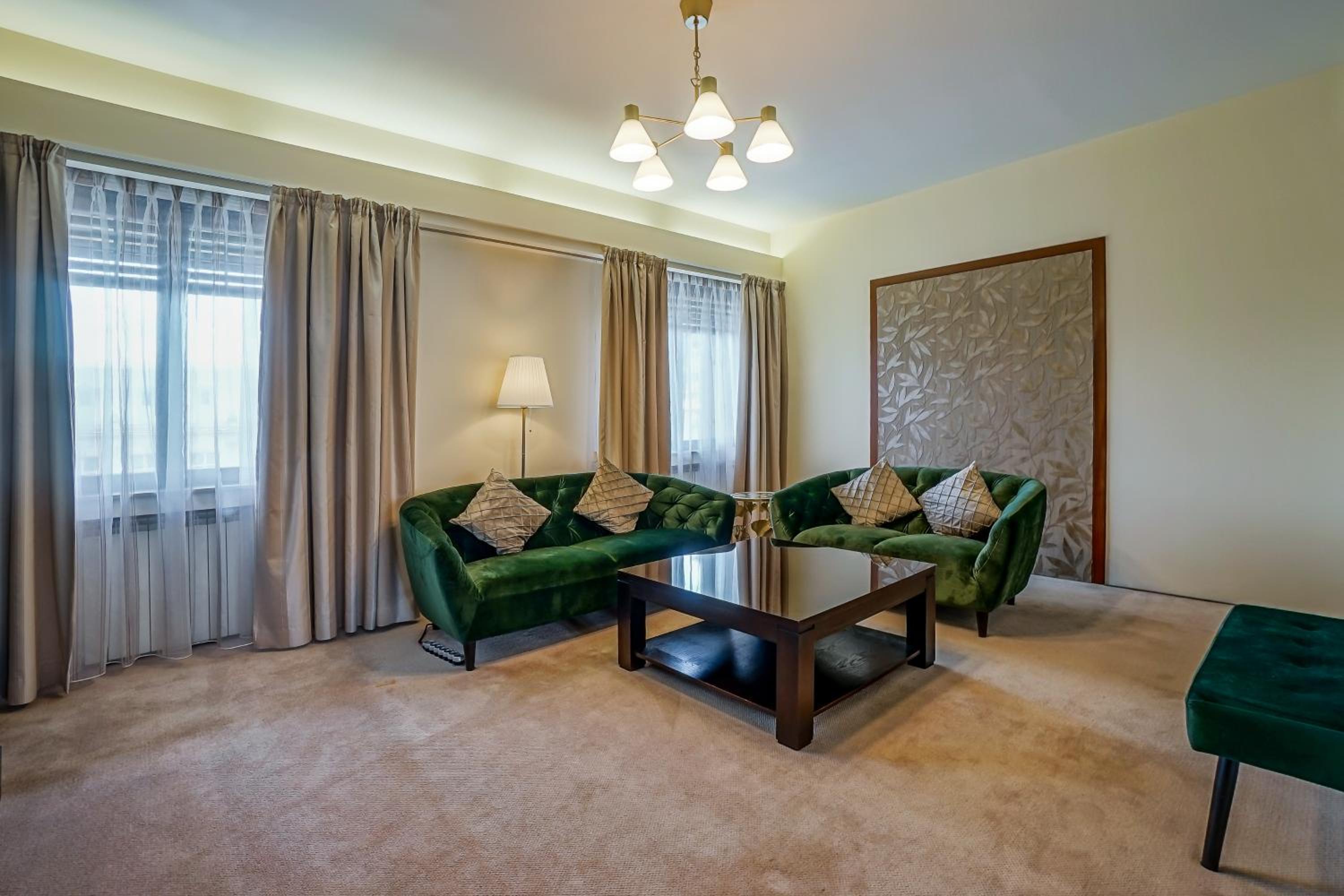 Three-Bedroom Apartment - Photo 26