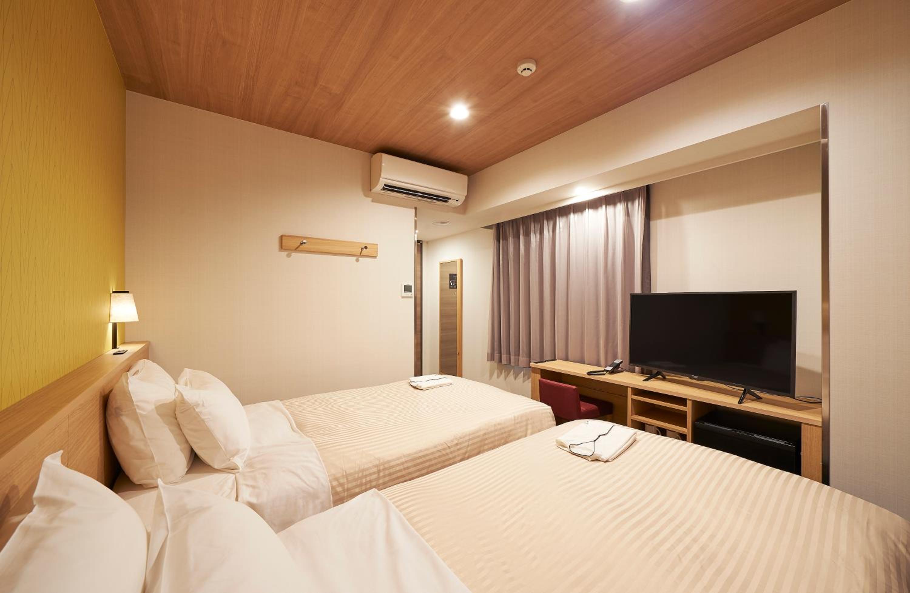 Twin Room - Non-Smoking - Annex photo 2