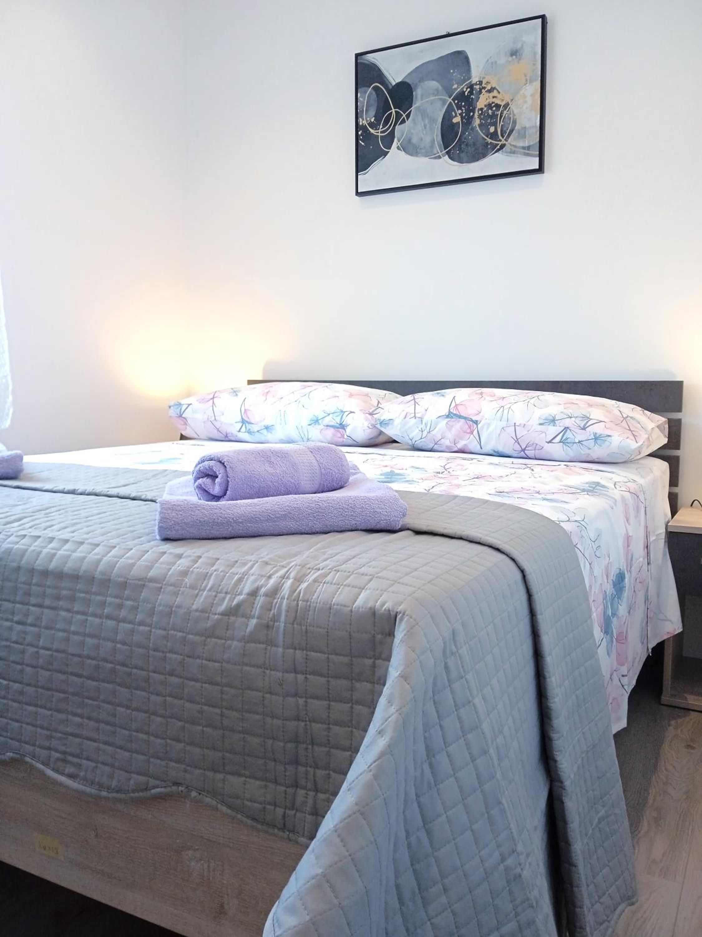 One-Bedroom Apartment - Photo 14