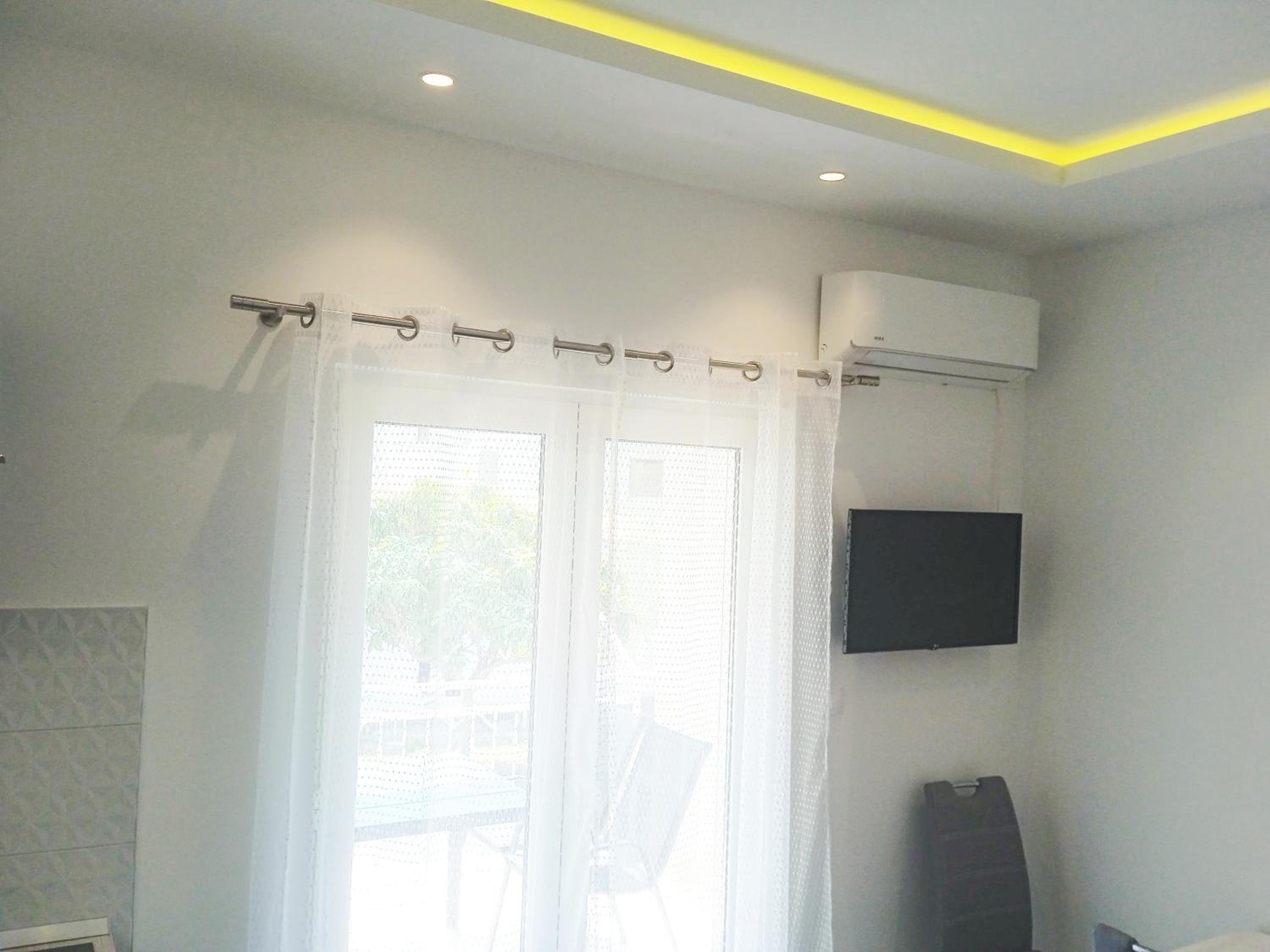 One-Bedroom Apartment - Photo 13