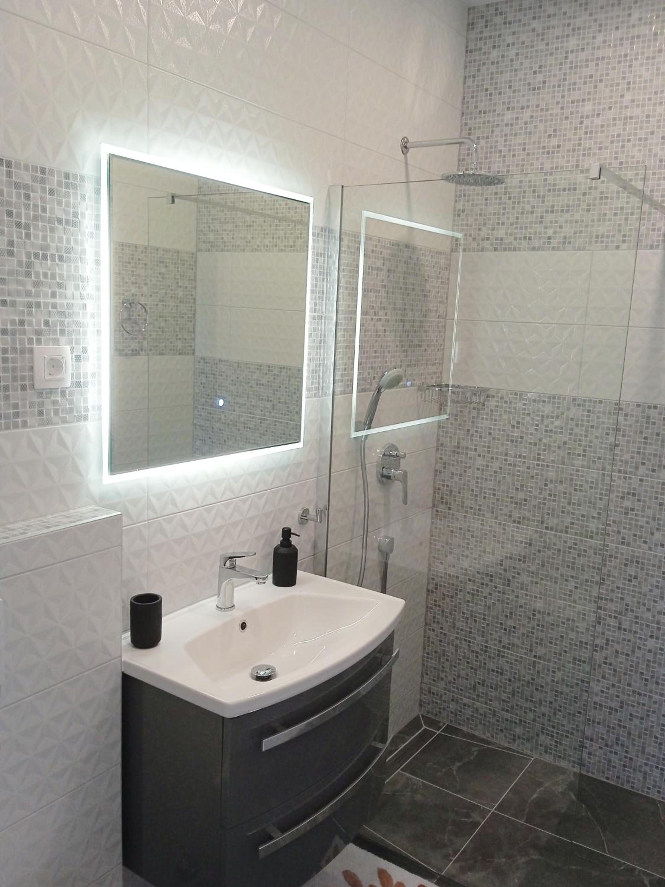 One-Bedroom Apartment - Photo 15