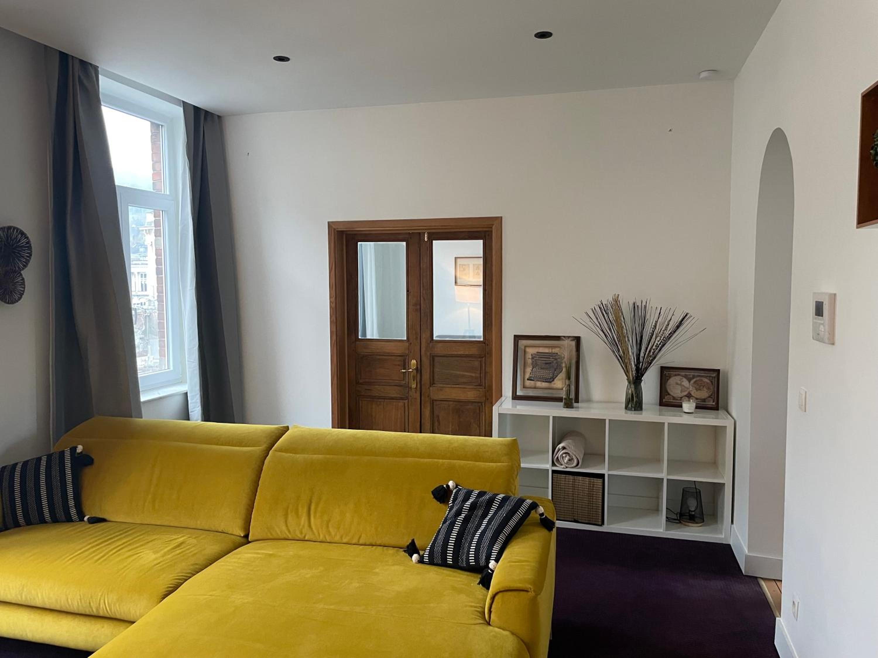 One-Bedroom Apartment - Photo 11