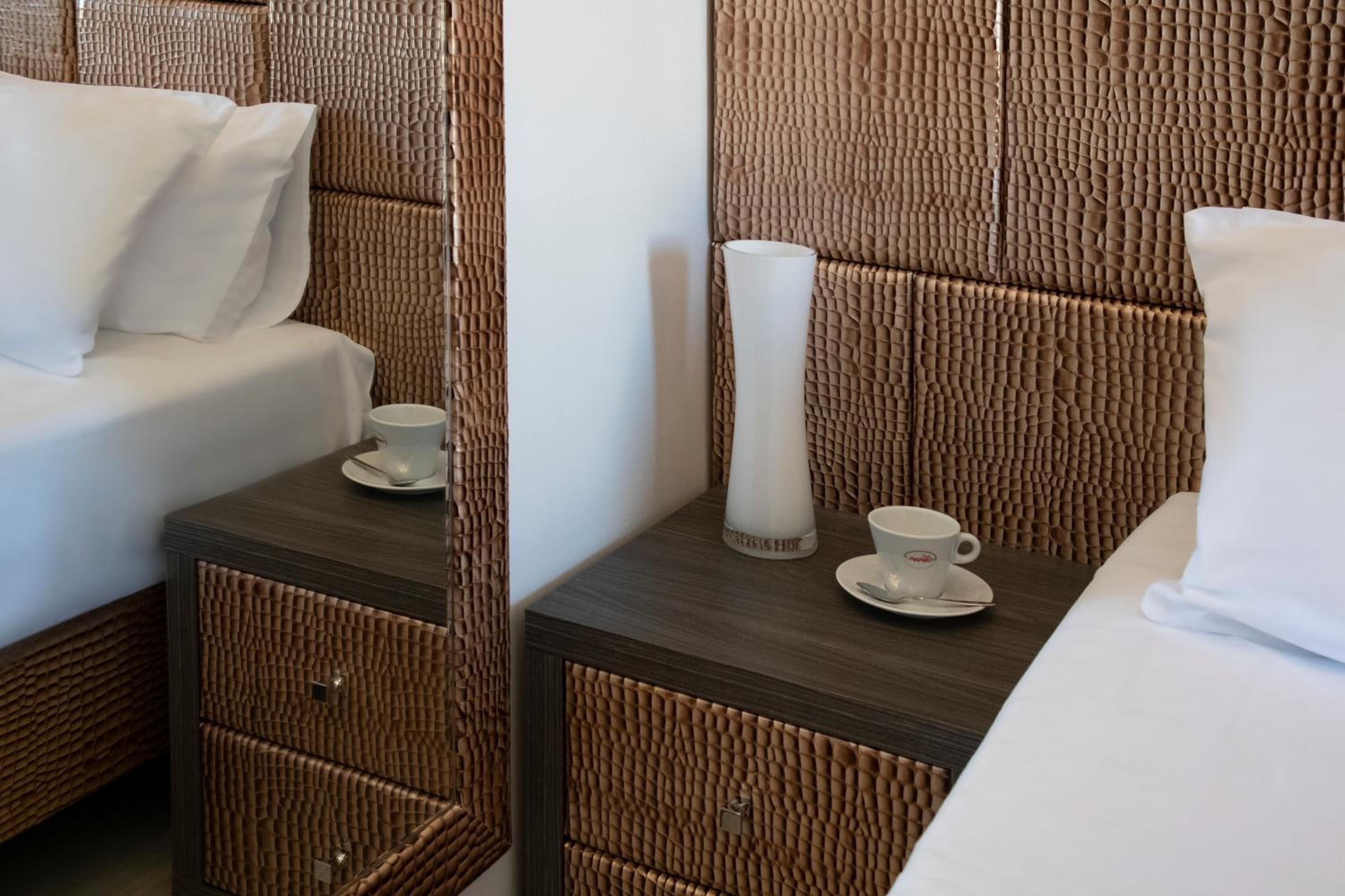 Triple Room - Photo 16