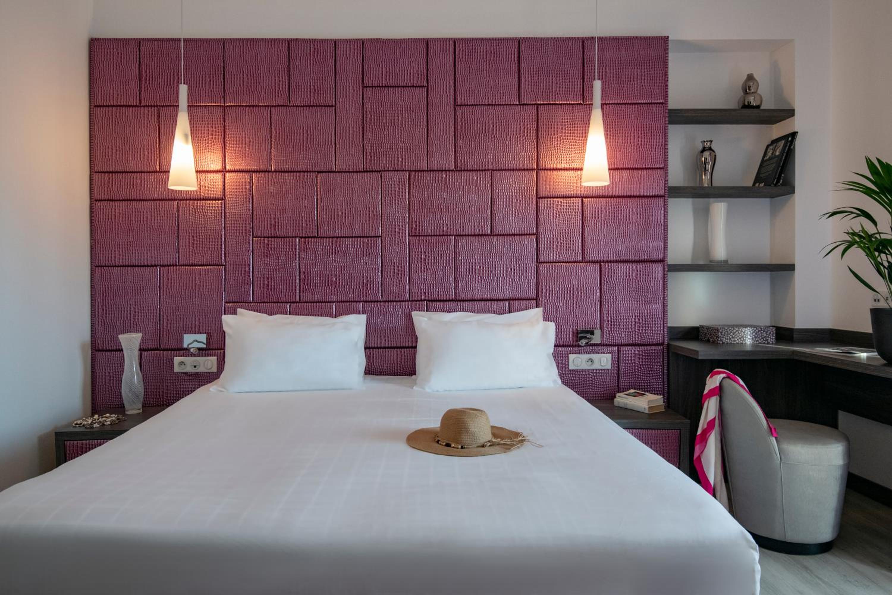 Triple Room - Photo 23