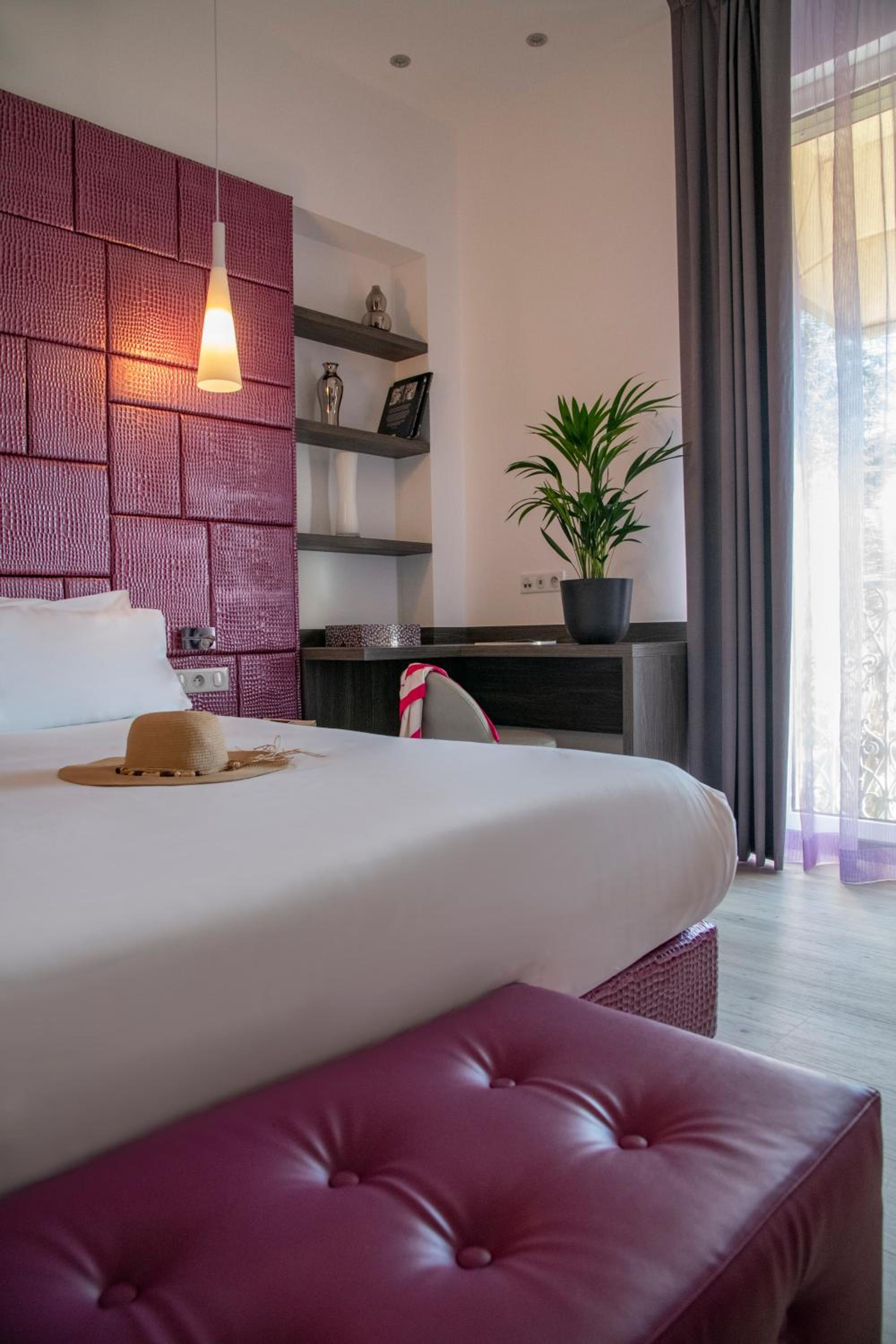 Triple Room - Photo 24