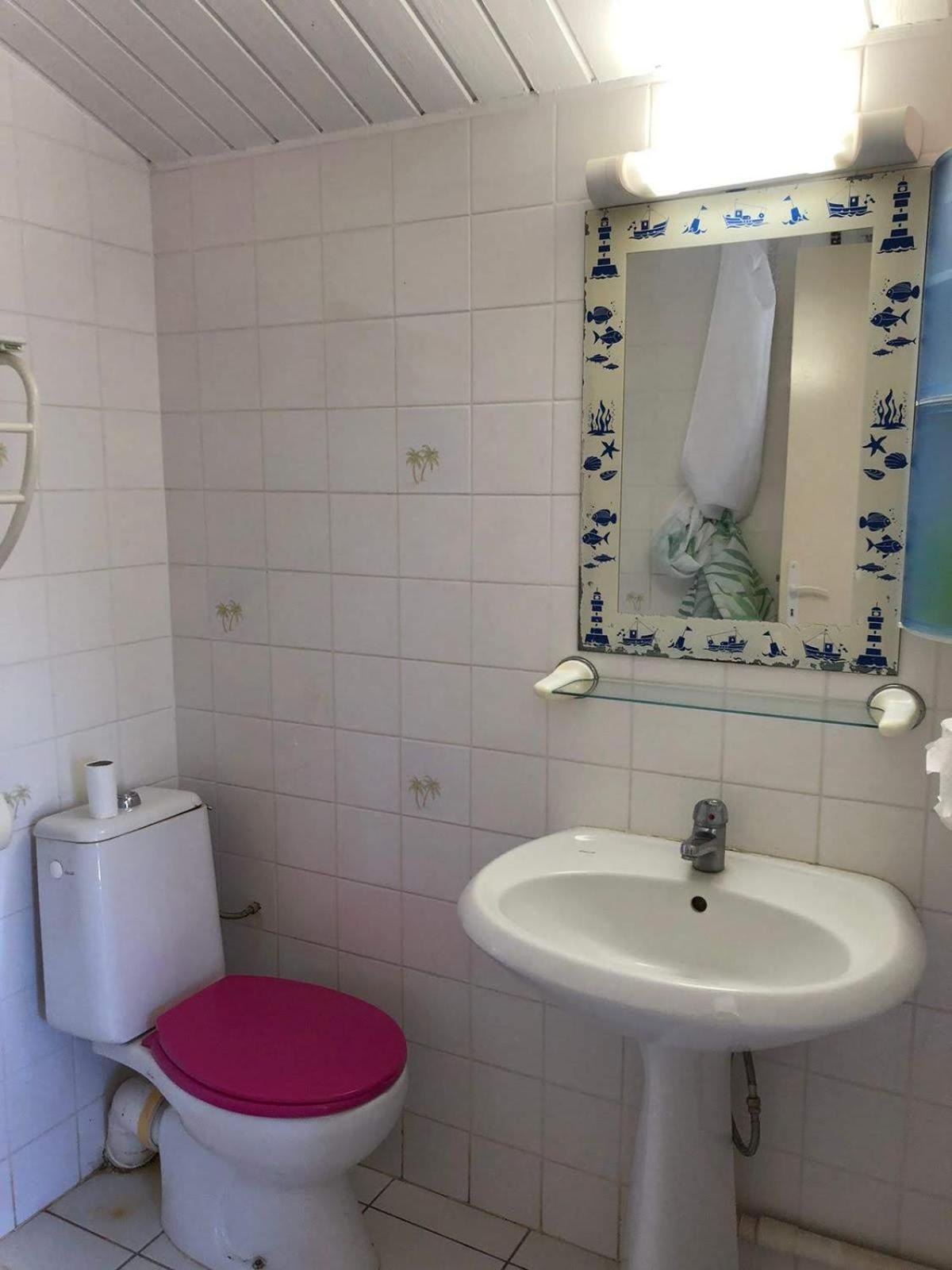 Large Double Room - Photo 12